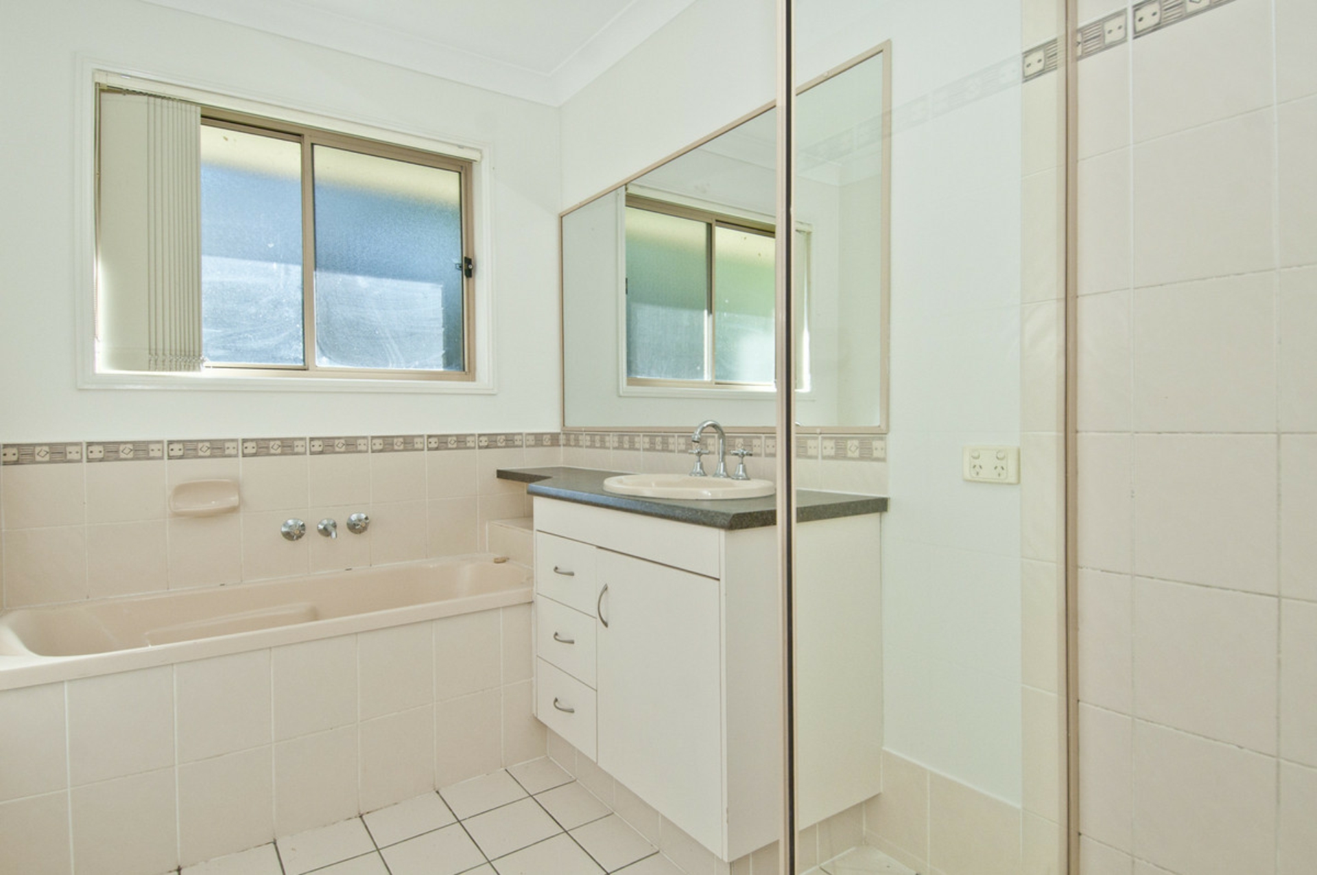 10 Bethany Place, UPPER COOMERA