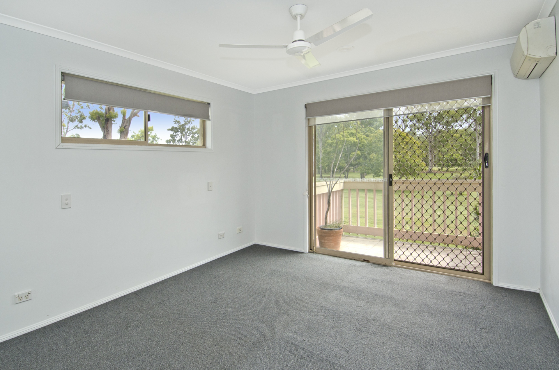 1/30 Stretton Drive, HELENSVALE