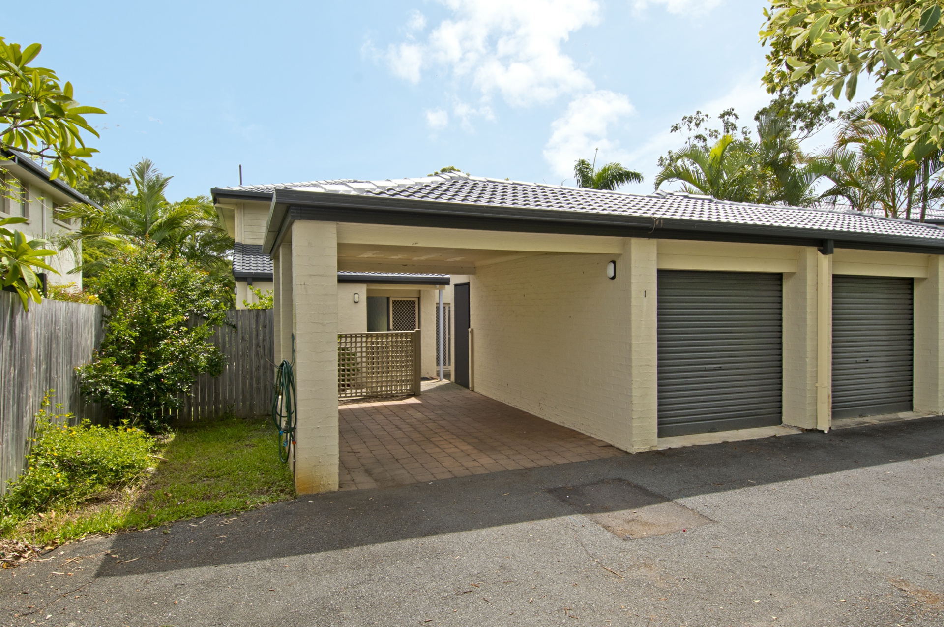 1/30 Stretton Drive, HELENSVALE