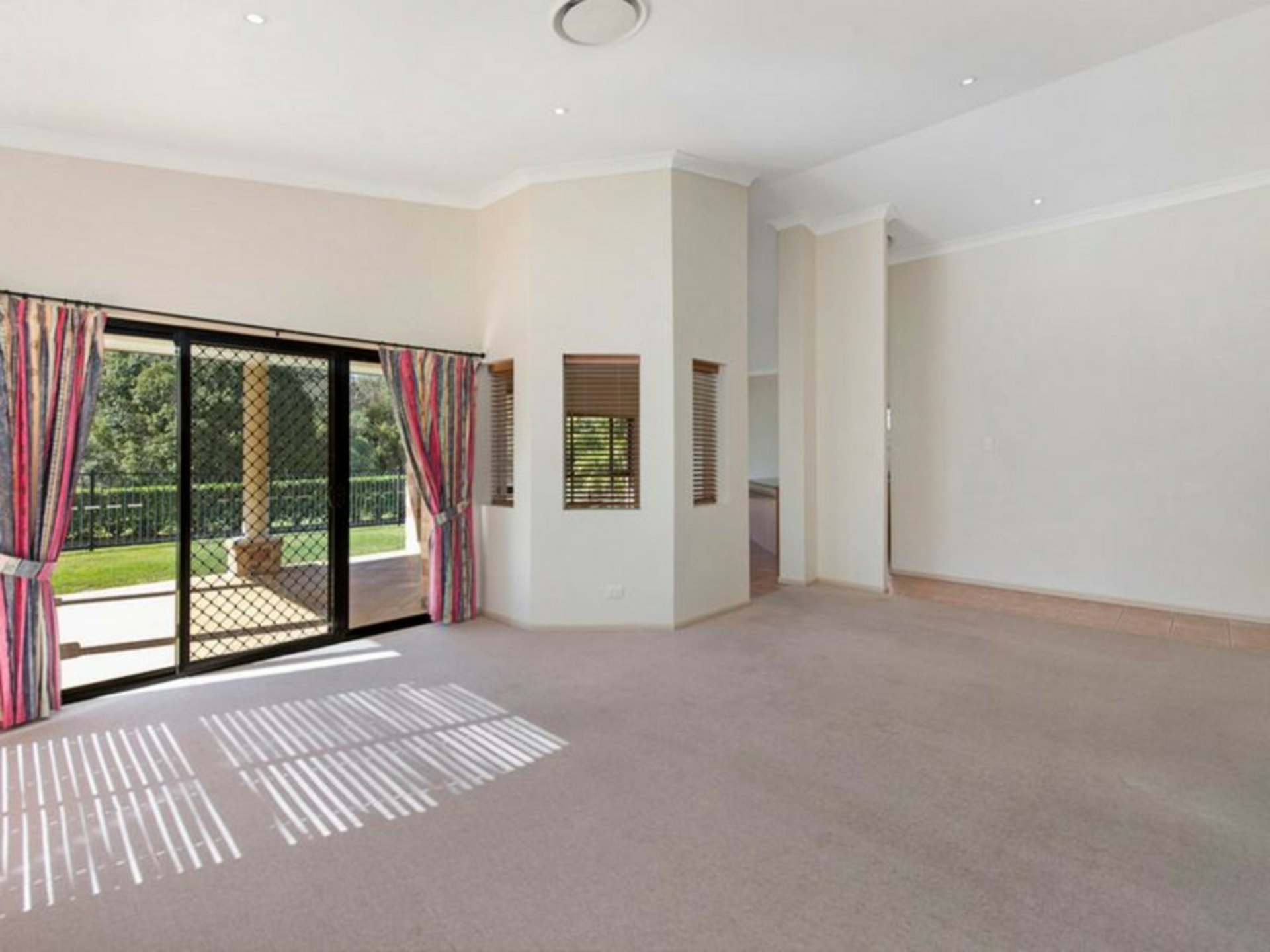 44 Albert Valley Drive, BAHRS SCRUB