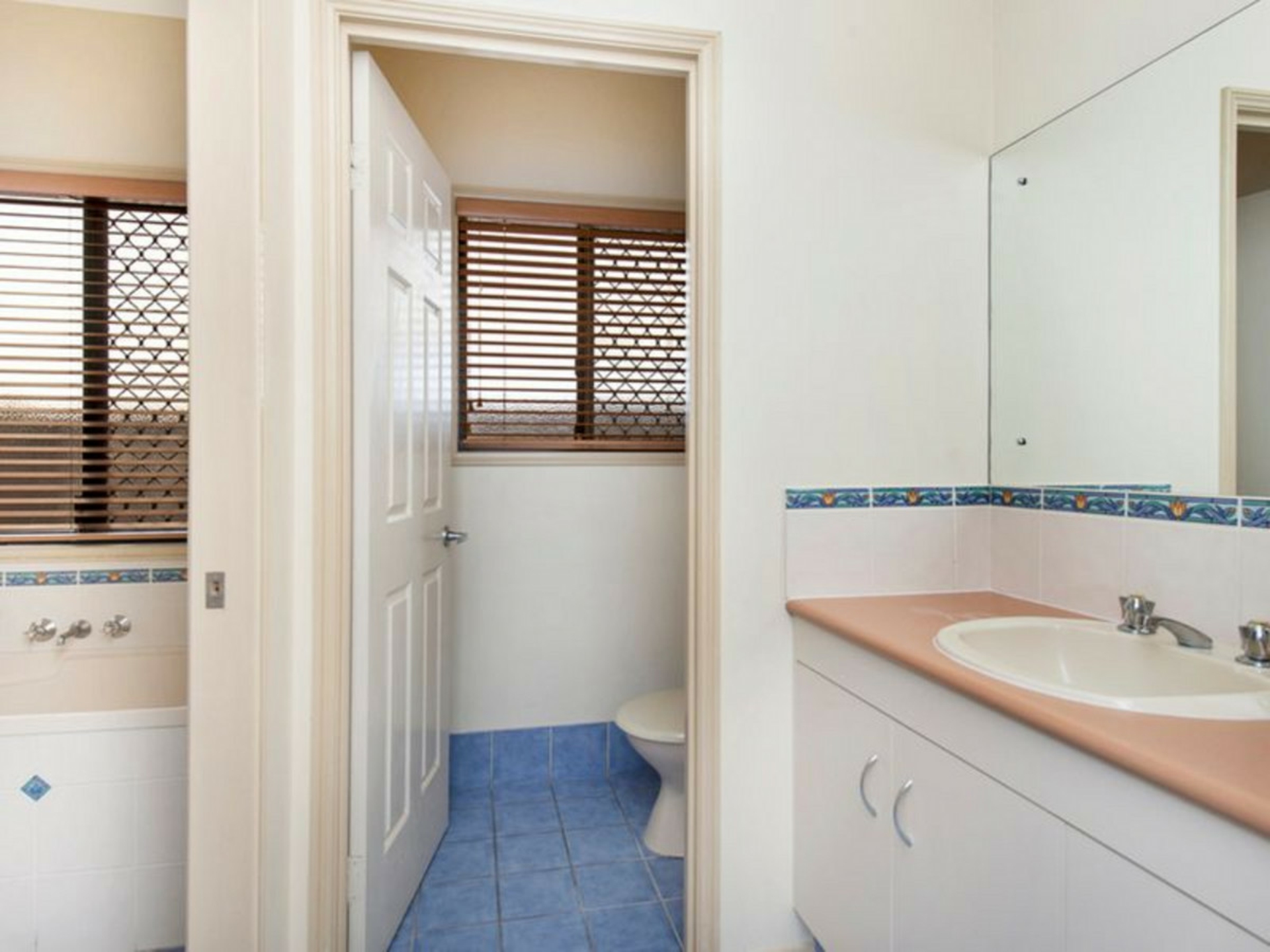 44 Albert Valley Drive, BAHRS SCRUB