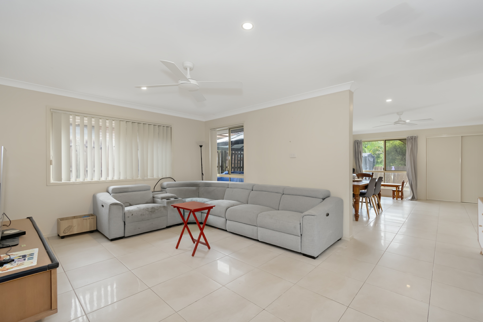 22 Grammar Street, UPPER COOMERA