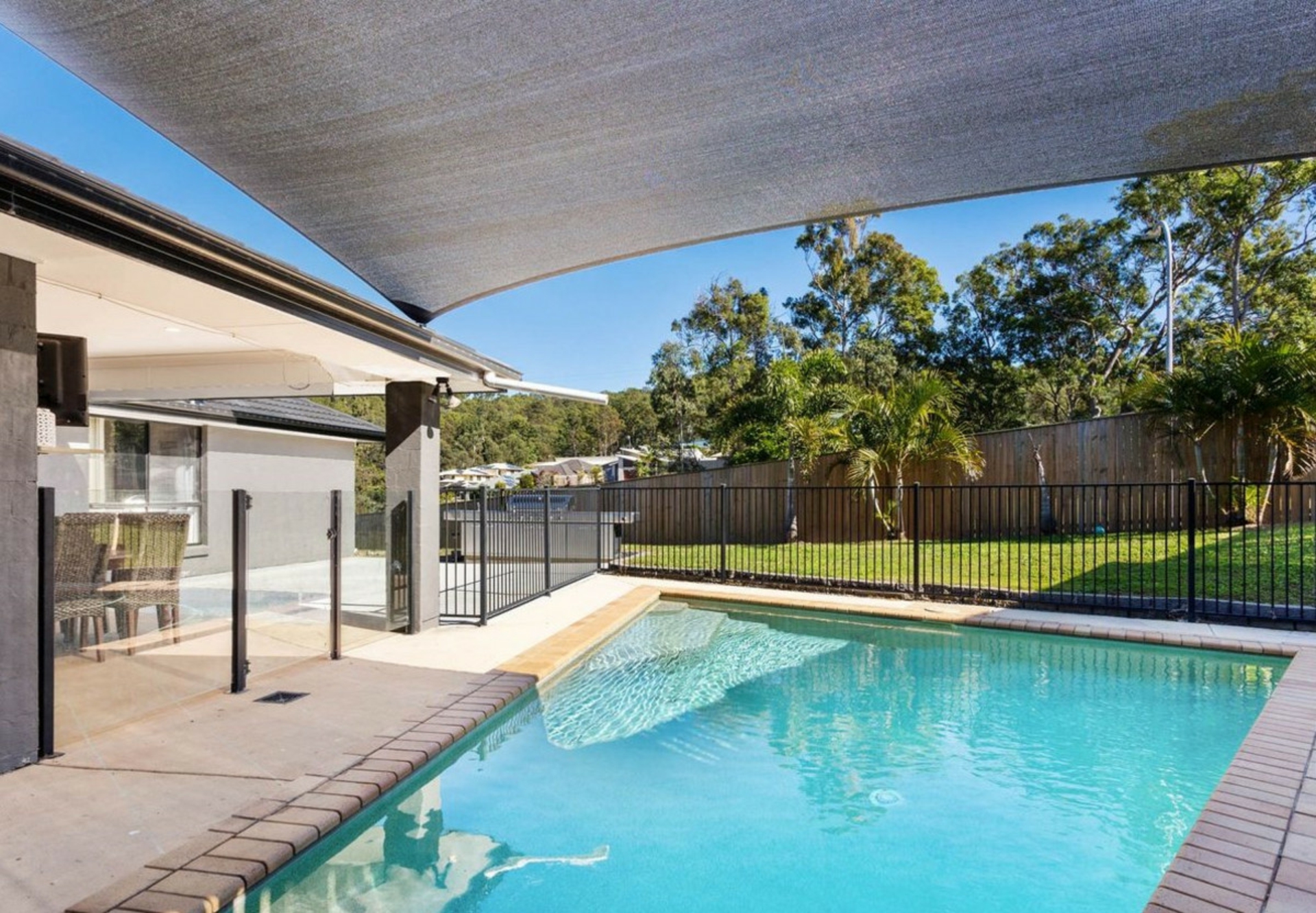 32 Bedroff Street, UPPER COOMERA