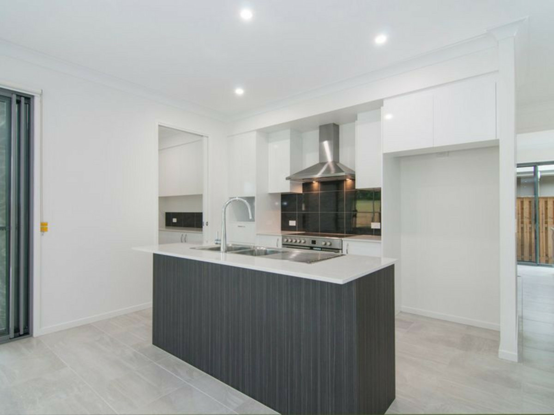 2 Laurel Drive, HELENSVALE