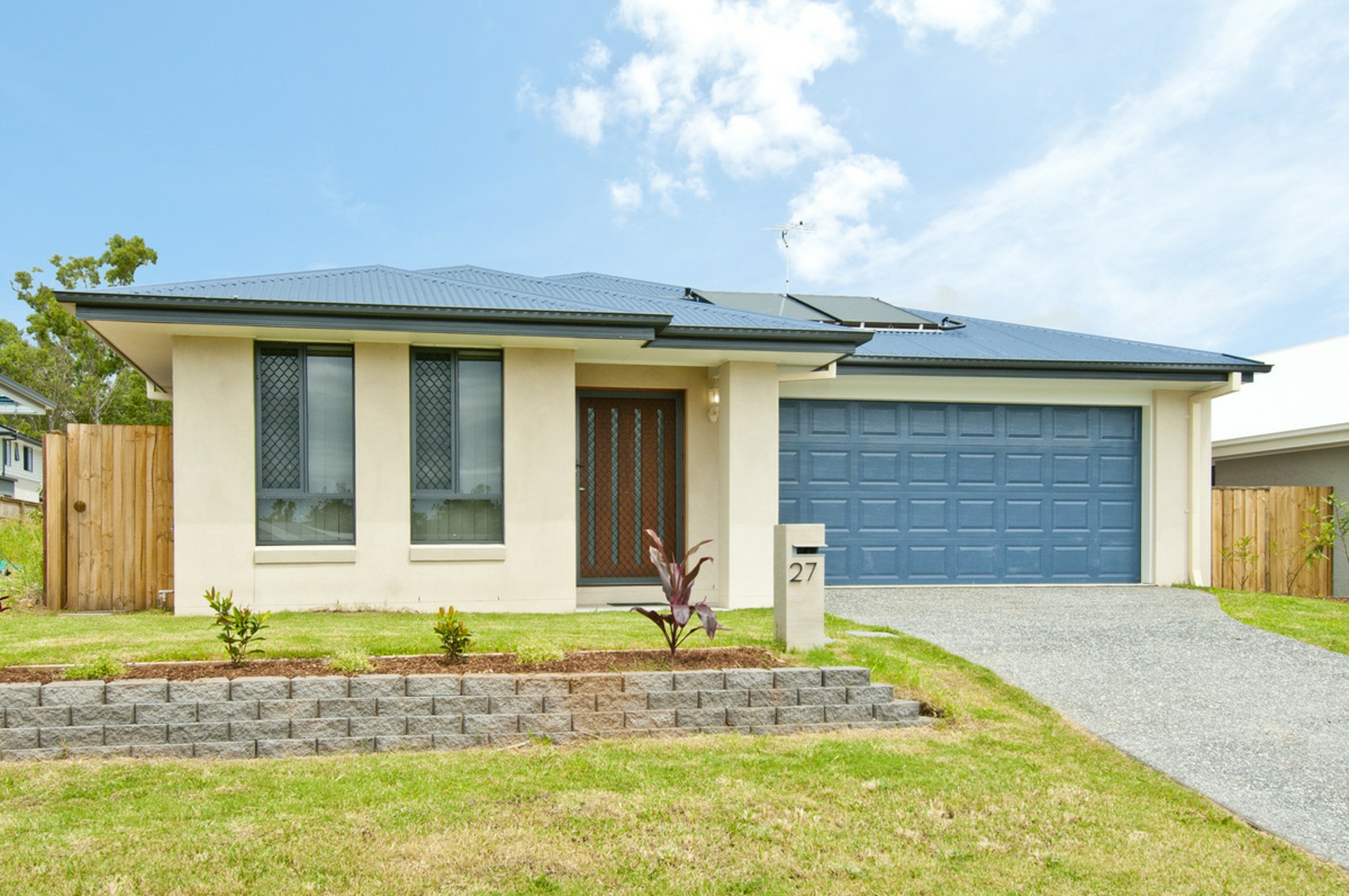 27 Amalfi Circuit, JIMBOOMBA