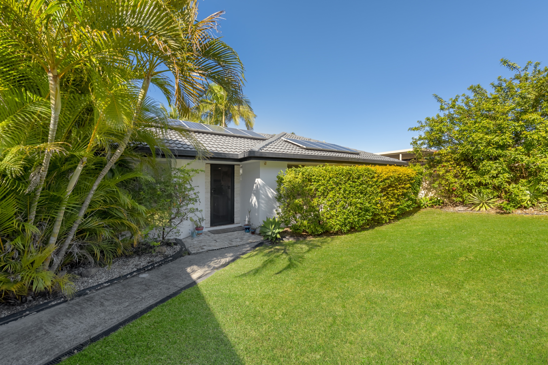 141 Discovery Drive, HELENSVALE