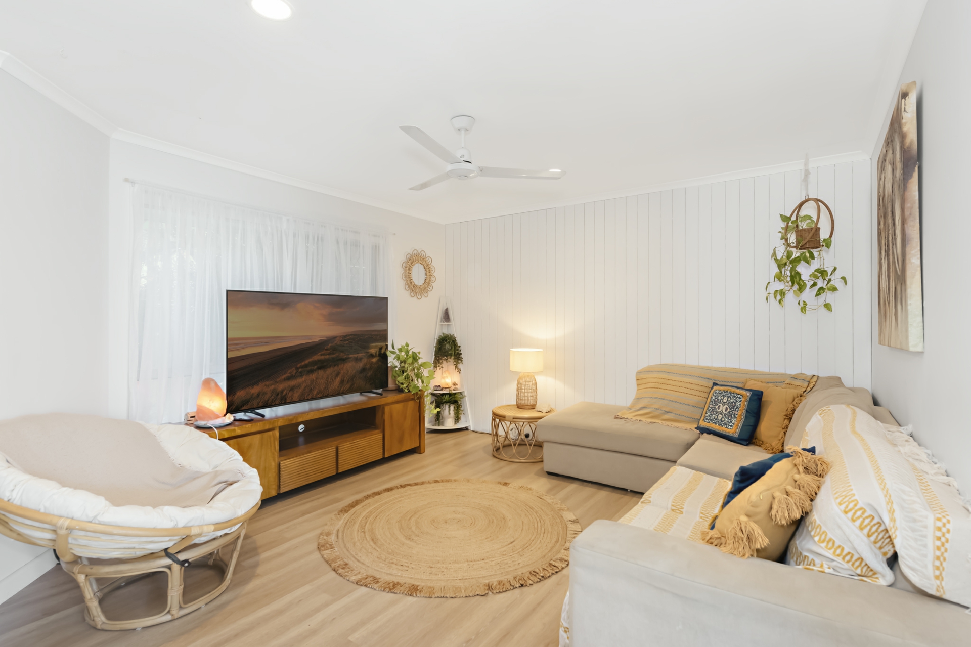 141 Discovery Drive, HELENSVALE