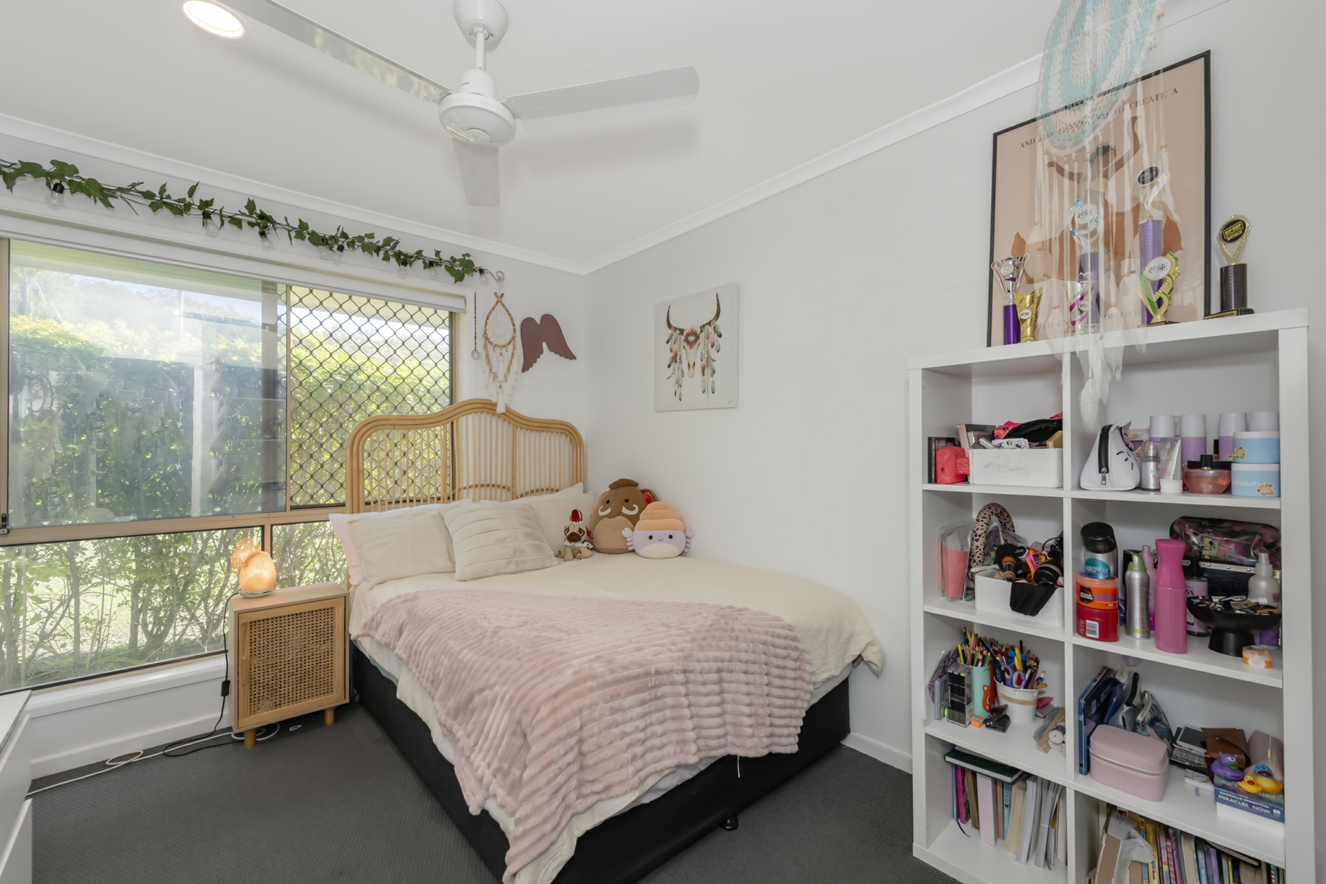 141 Discovery Drive, HELENSVALE