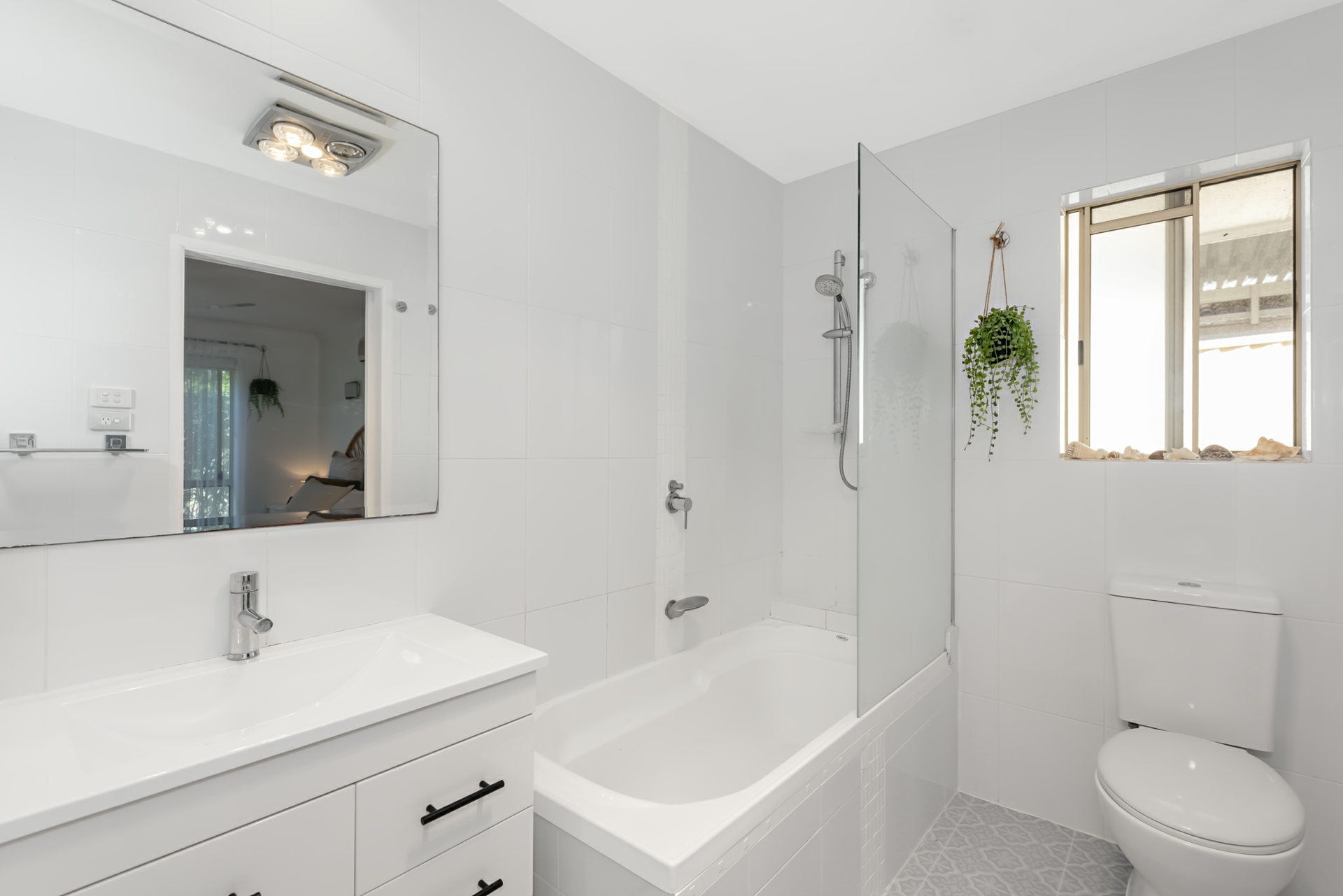 141 Discovery Drive, HELENSVALE
