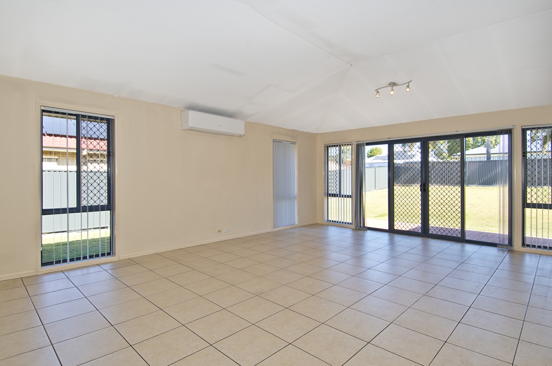 28 Nightjar Drive, UPPER COOMERA