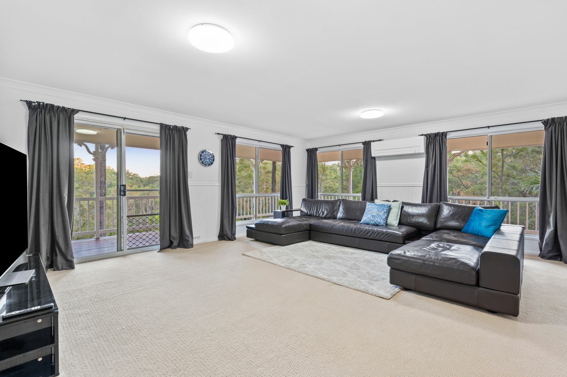 155 Fairview Drive, WILLOW VALE