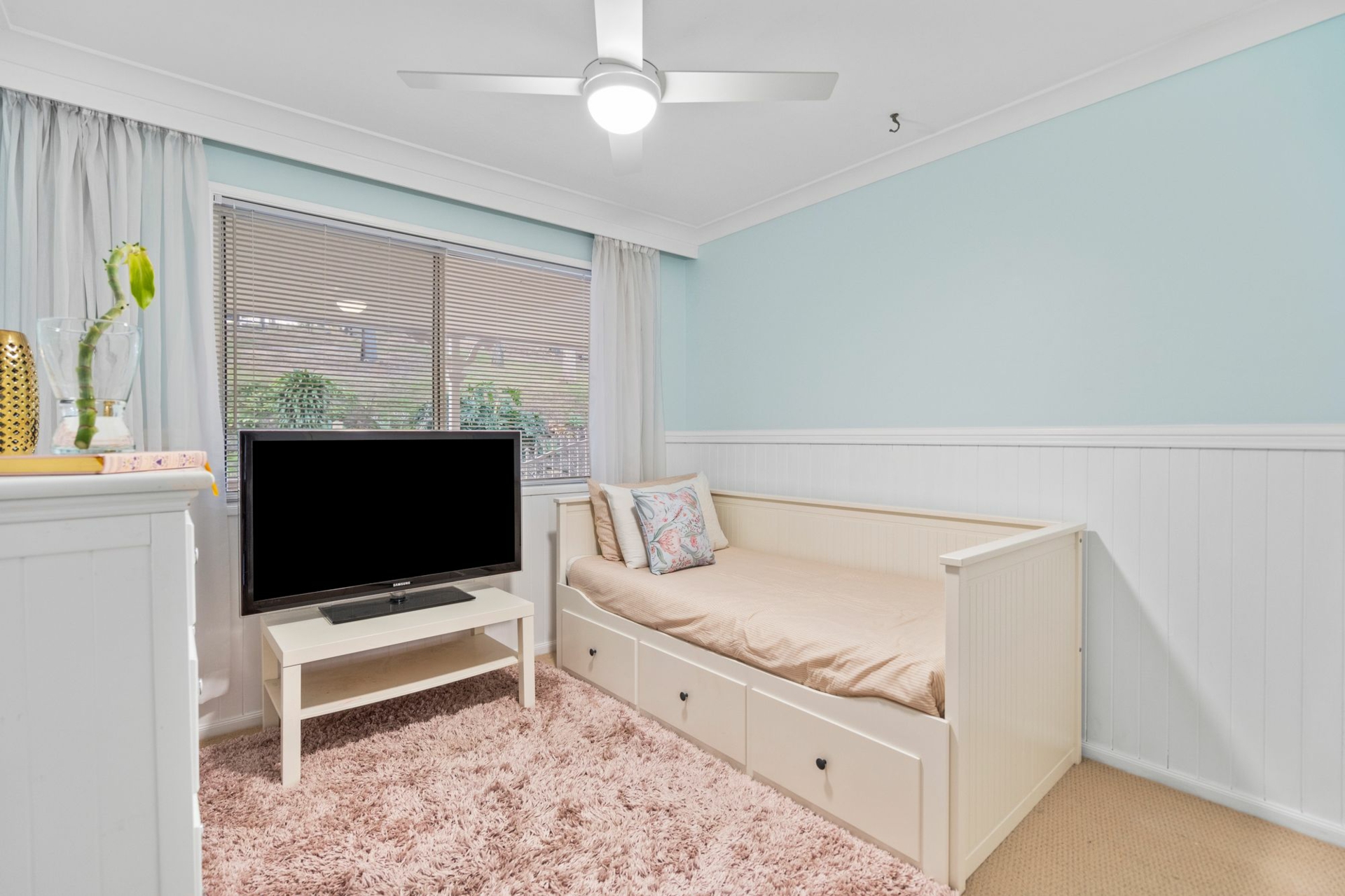 155 Fairview Drive, WILLOW VALE
