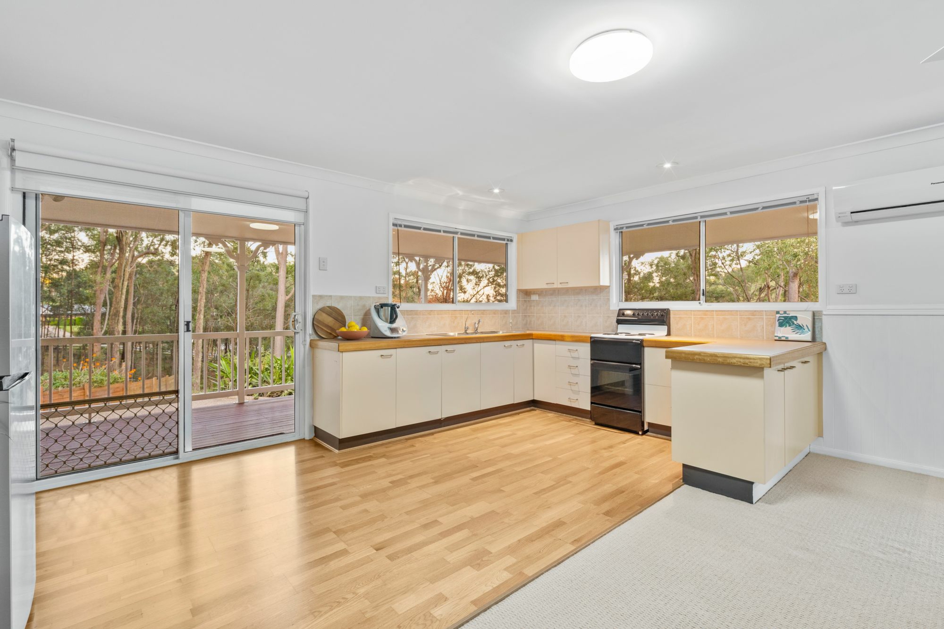 155 Fairview Drive, WILLOW VALE