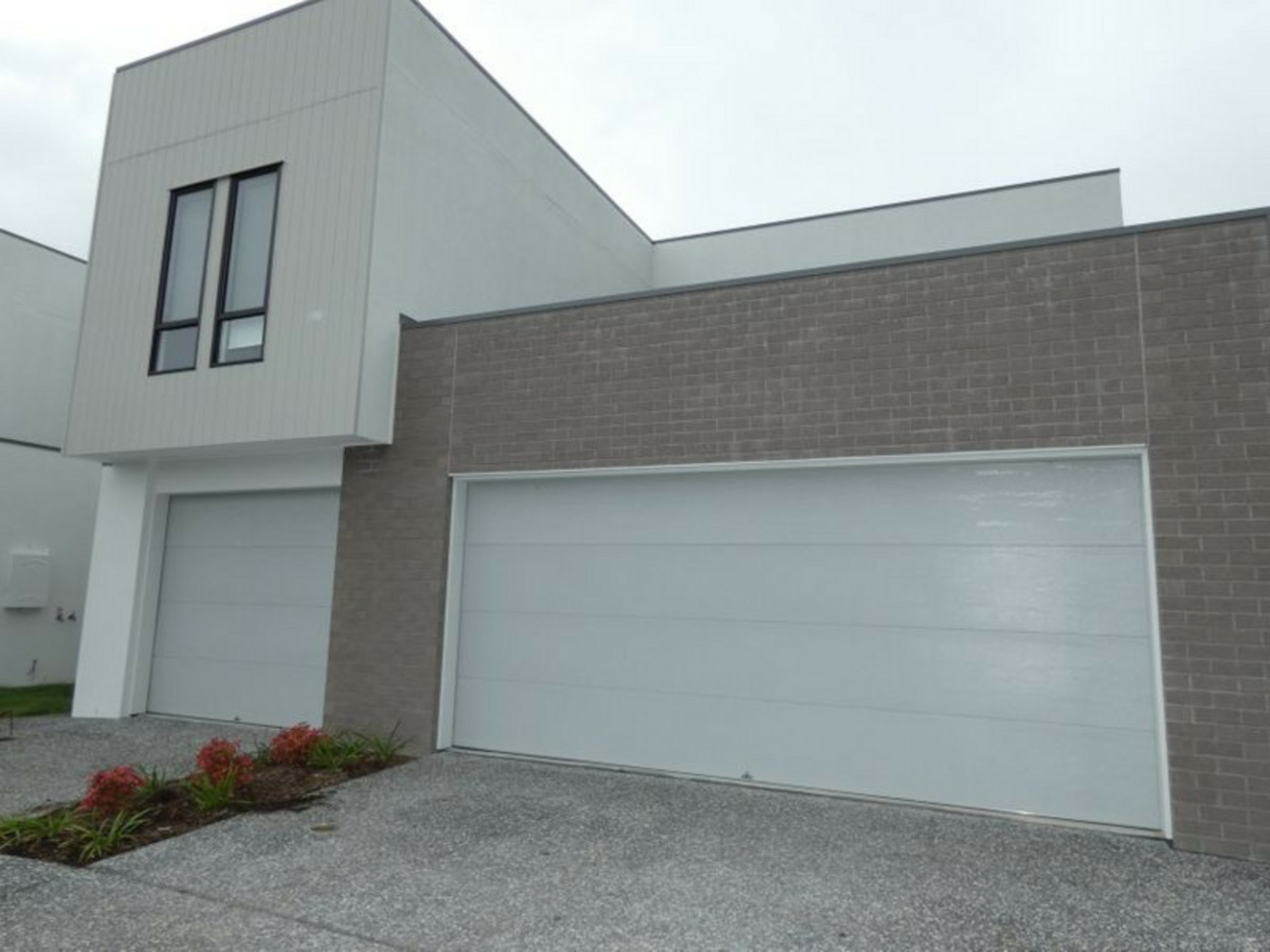 201/1 Christine Drive — photo from LJ Hooker Coomera