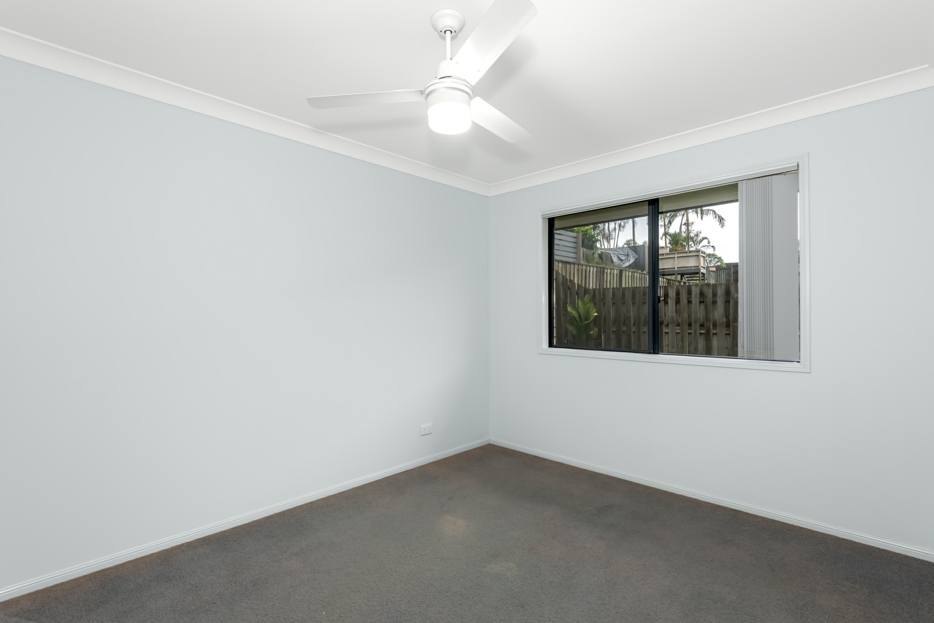 8 Glasswing Drive, UPPER COOMERA