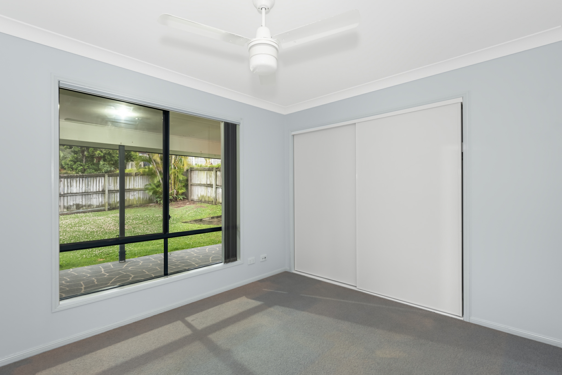 8 Glasswing Drive, UPPER COOMERA