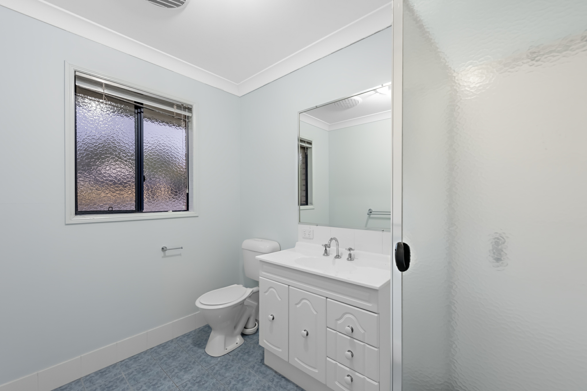 8 Glasswing Drive, UPPER COOMERA
