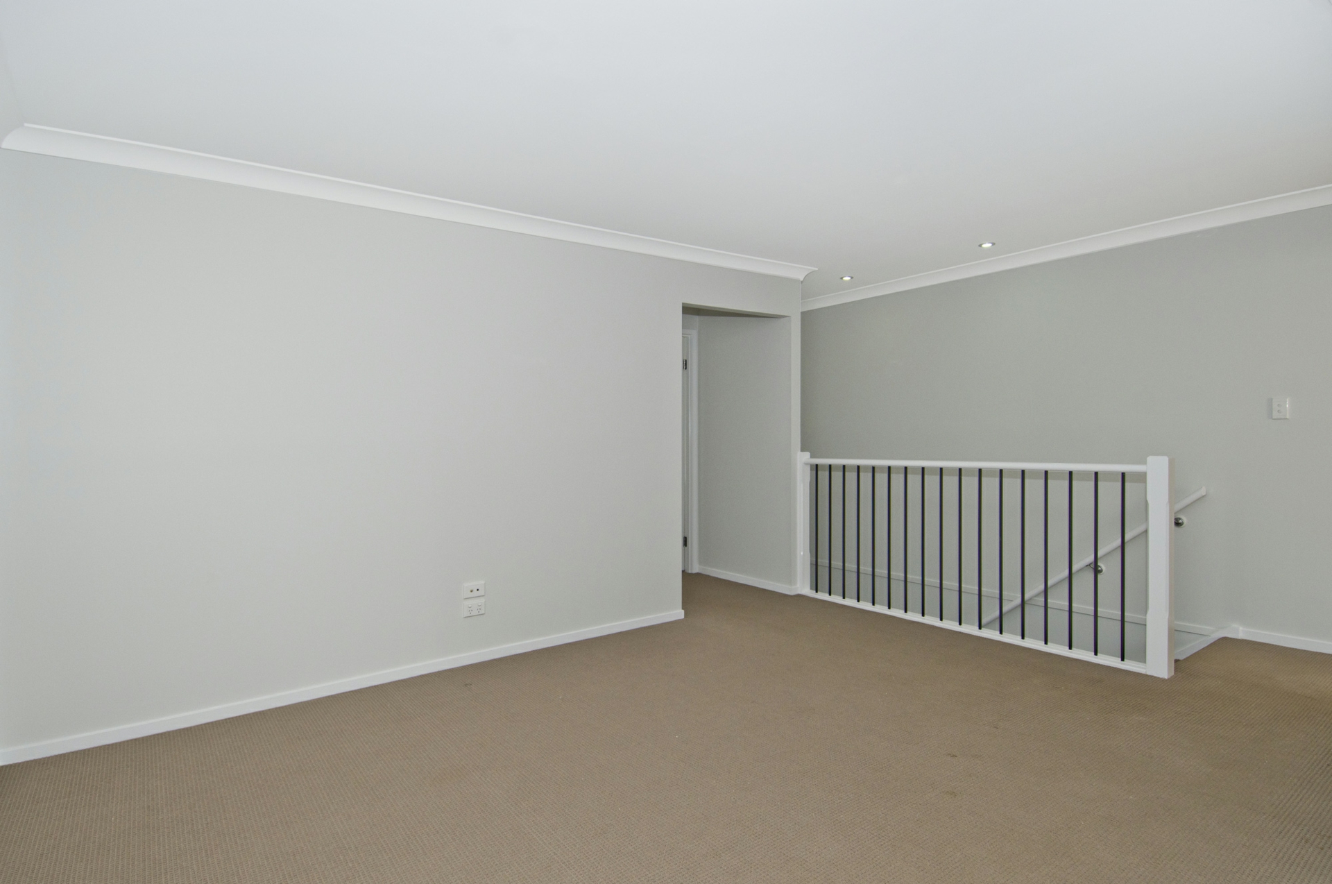 5 Henry street, COOMERA