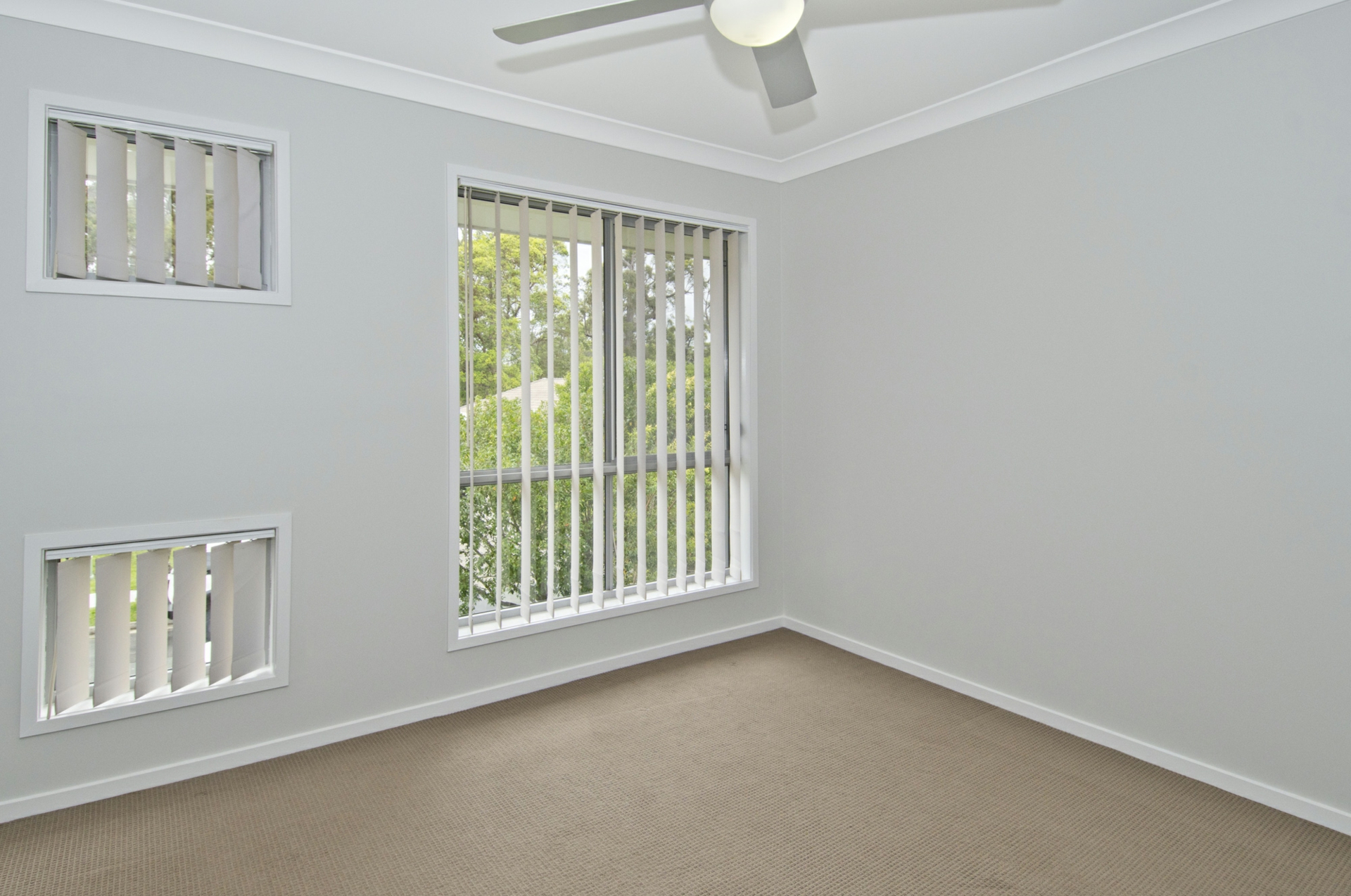 5 Henry street, COOMERA
