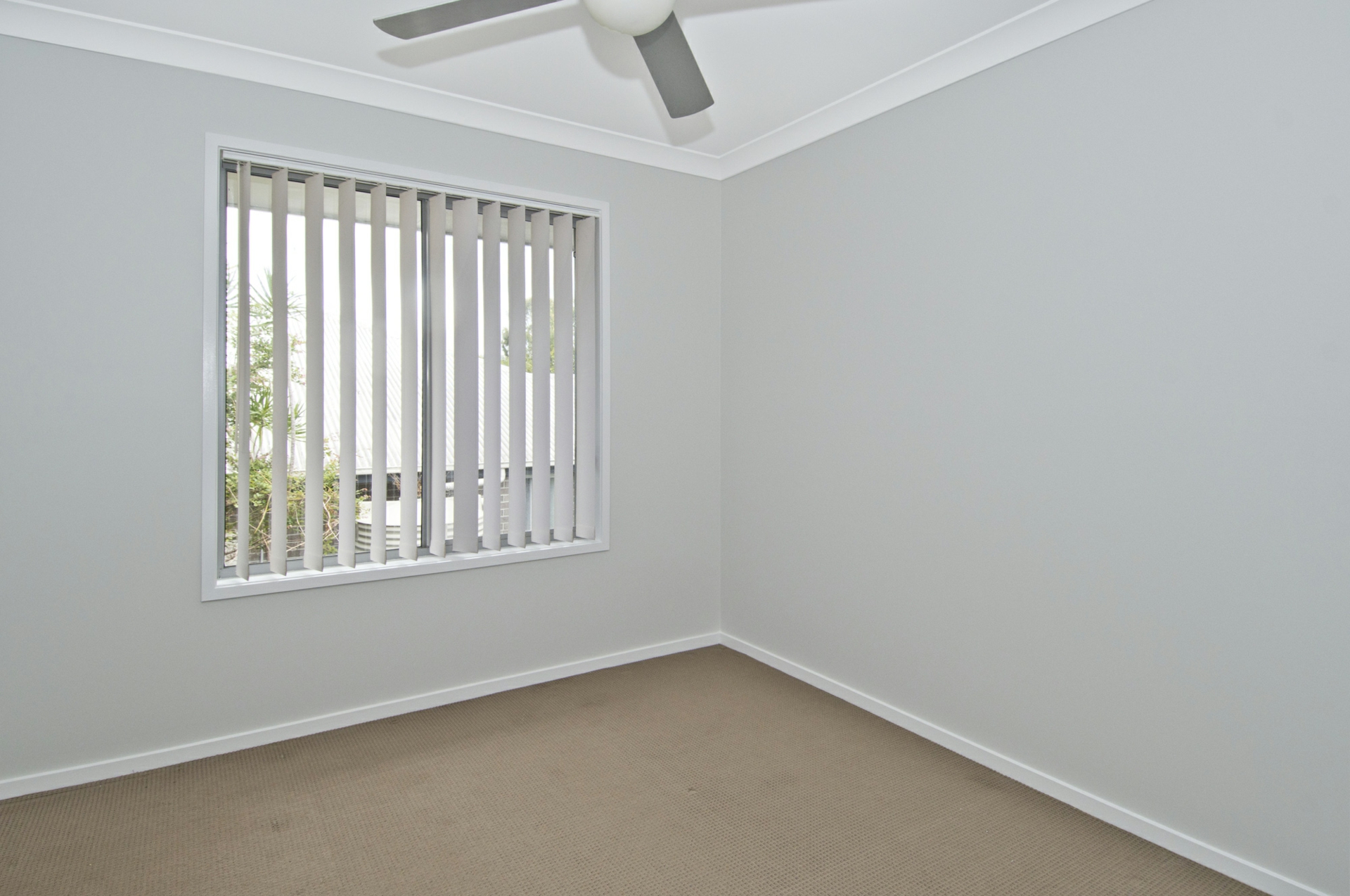 5 Henry street, COOMERA