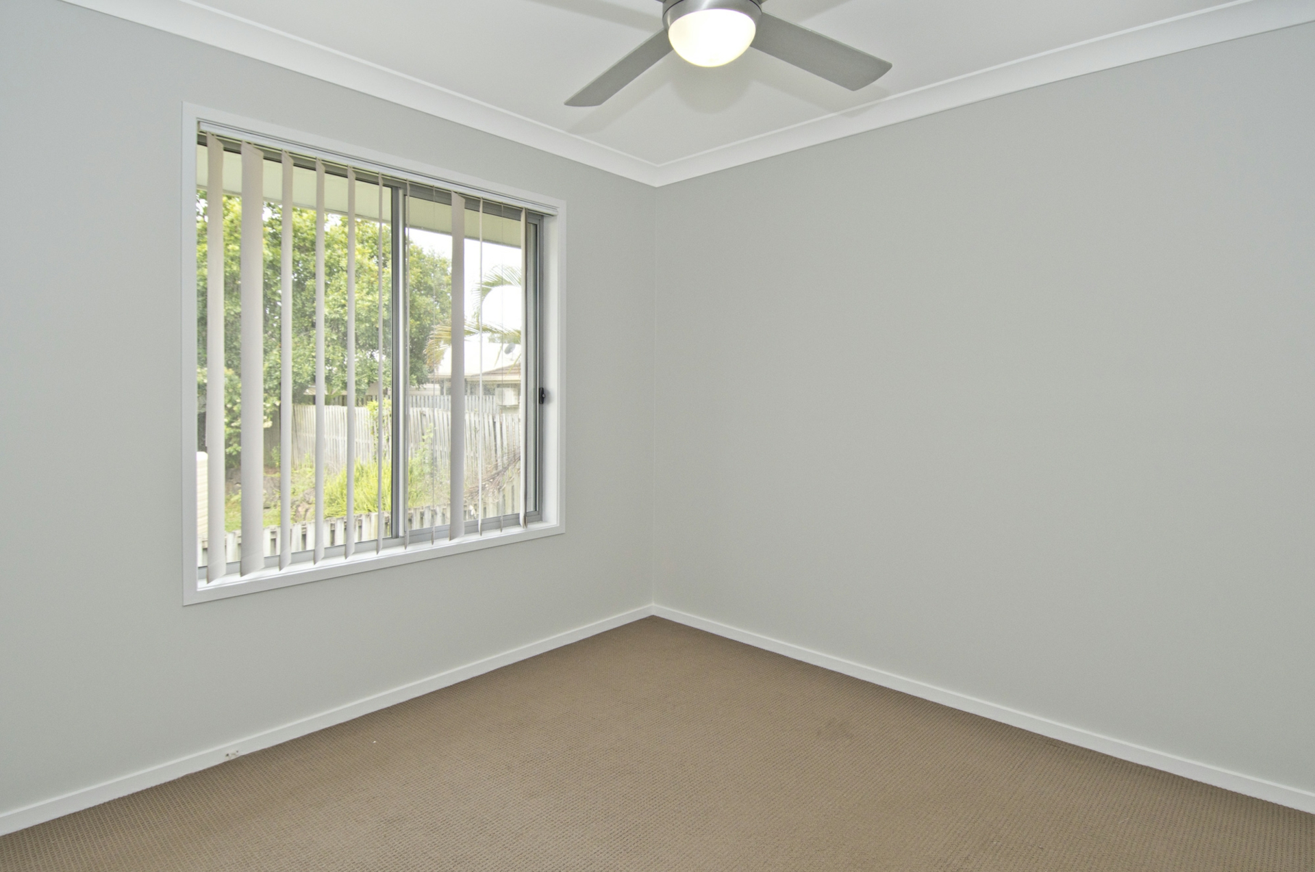 5 Henry street, COOMERA