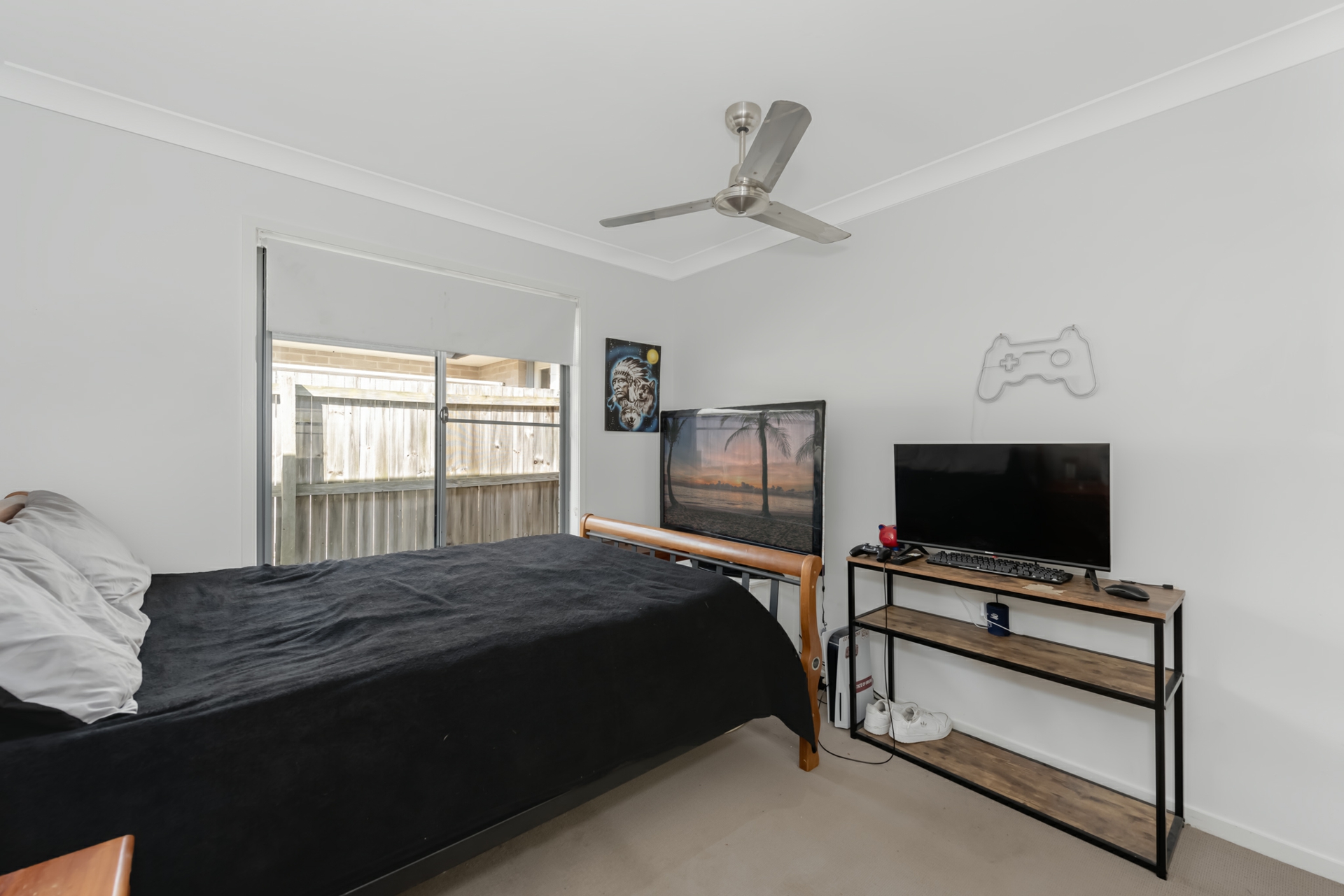 44 Cirrus Way, COOMERA
