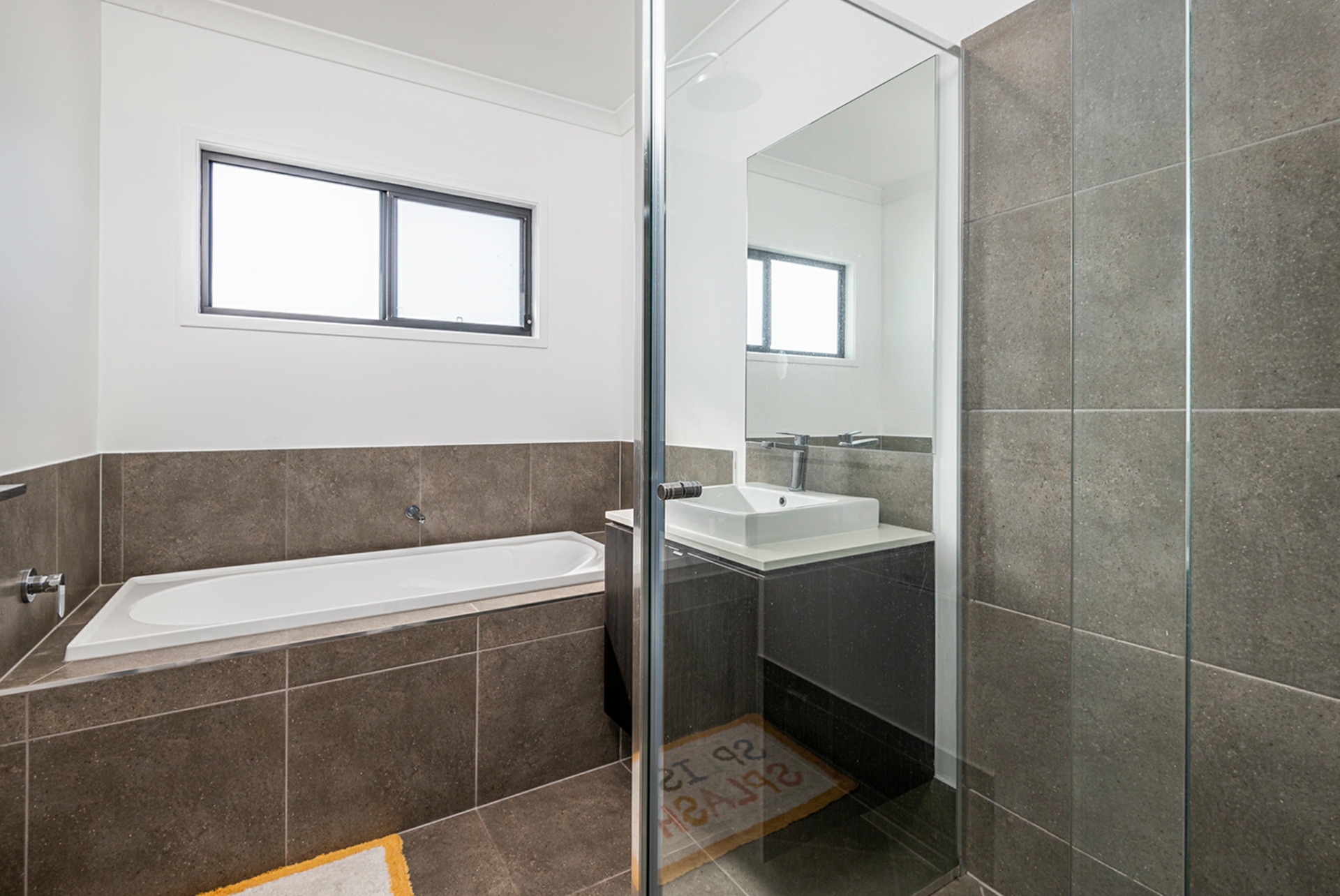 75 Bloom Avenue, COOMERA