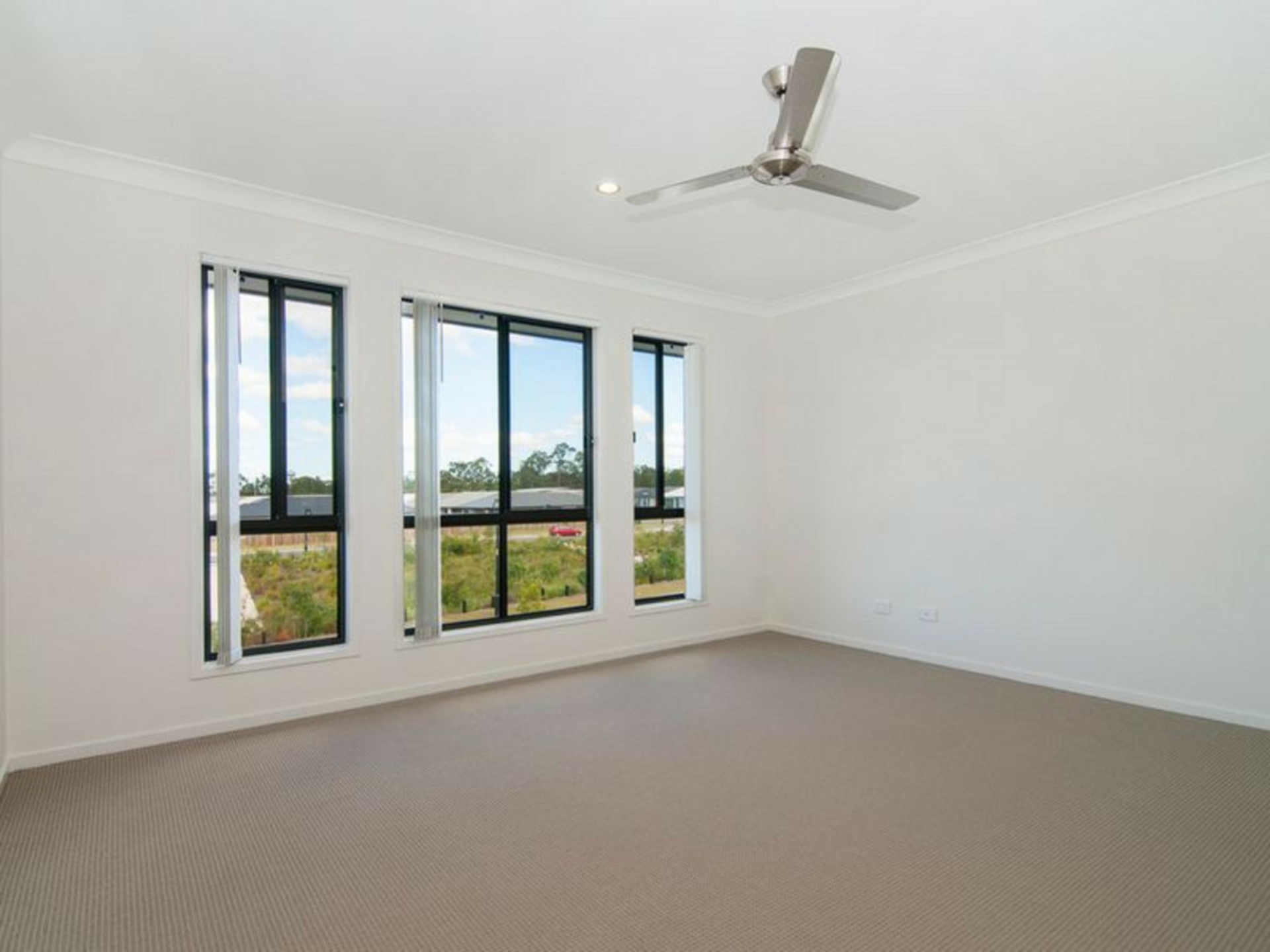8 Tribeca Circuit, COOMERA