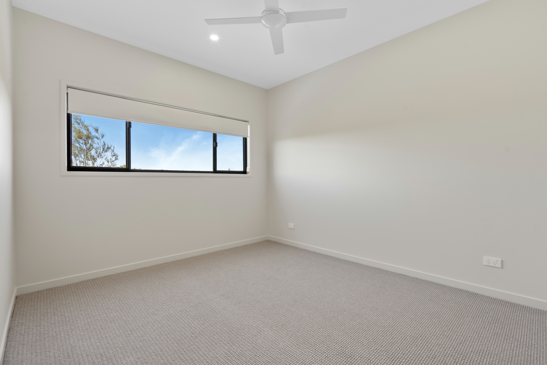 75/1 Lake Serenity Boulevard, HELENSVALE