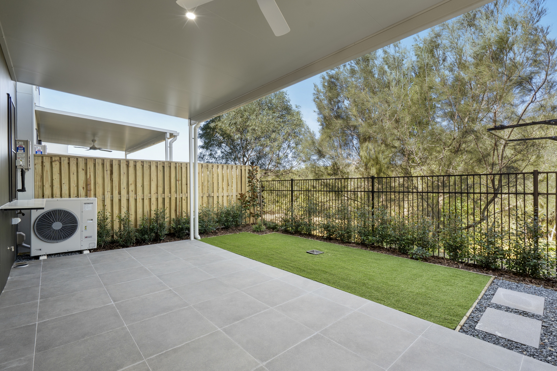 75/1 Lake Serenity Boulevard, HELENSVALE