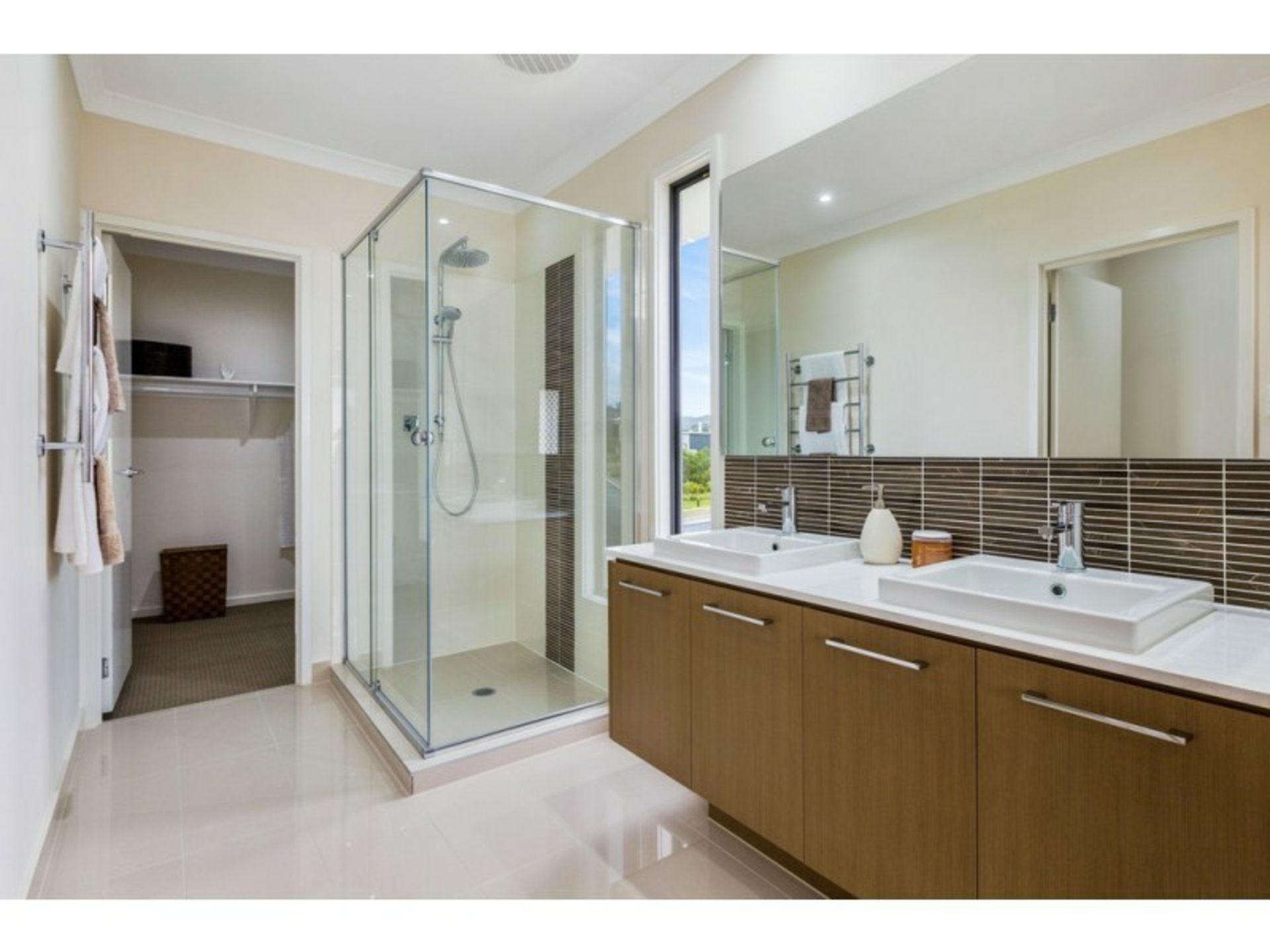 33 Blossom Street, YARRABILBA