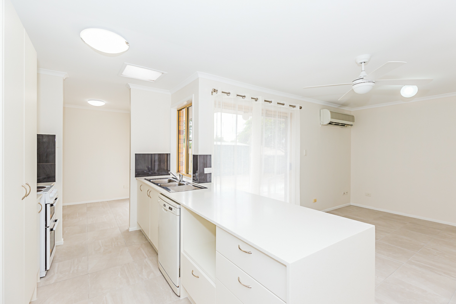24 Ashburton Close — photo 5 of 22