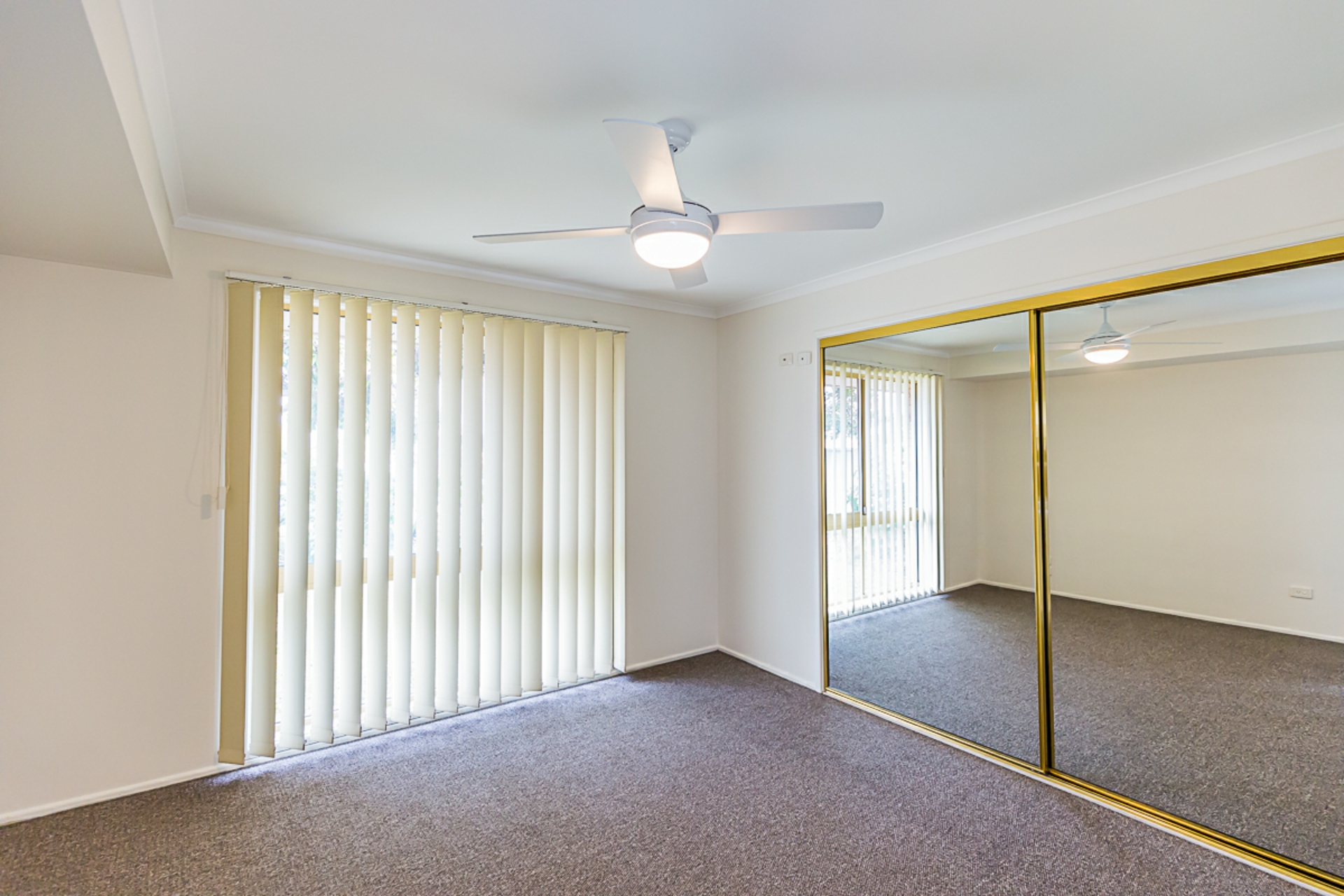 24 Ashburton Close — photo 12 of 22