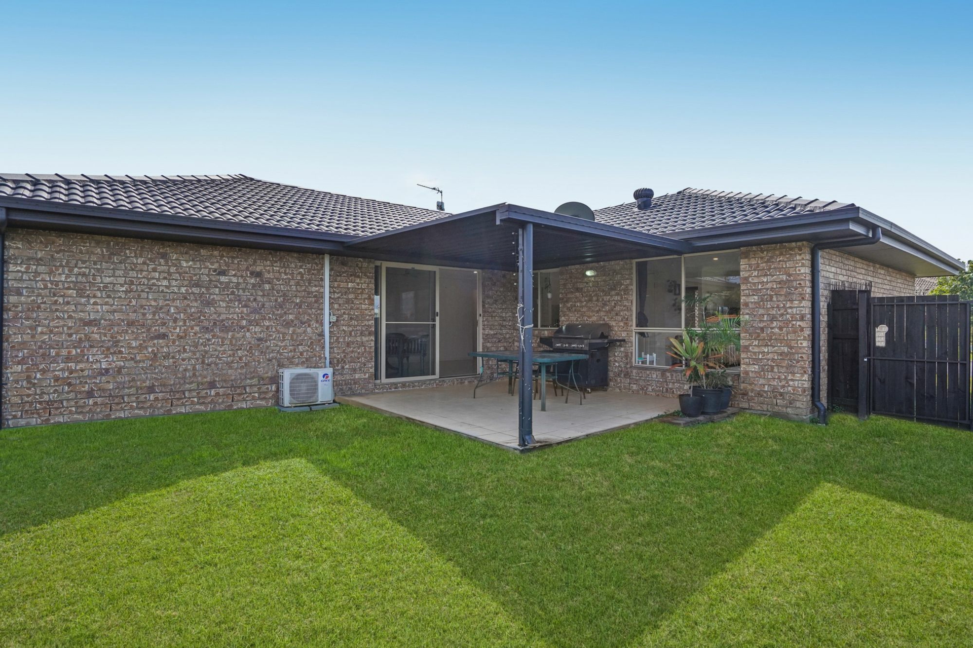 22 Rix Drive — photo 19 of 23