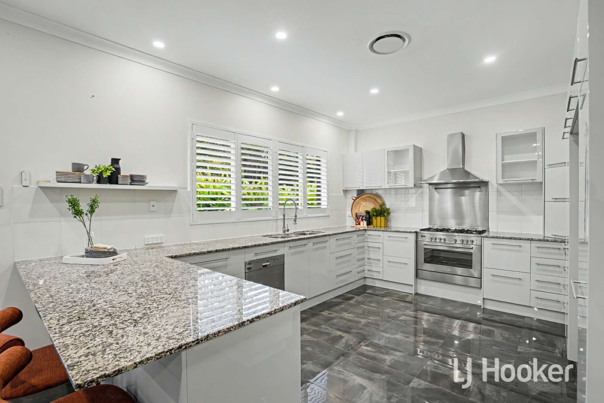 21 Howard Hughes Court — photo 13 of 30