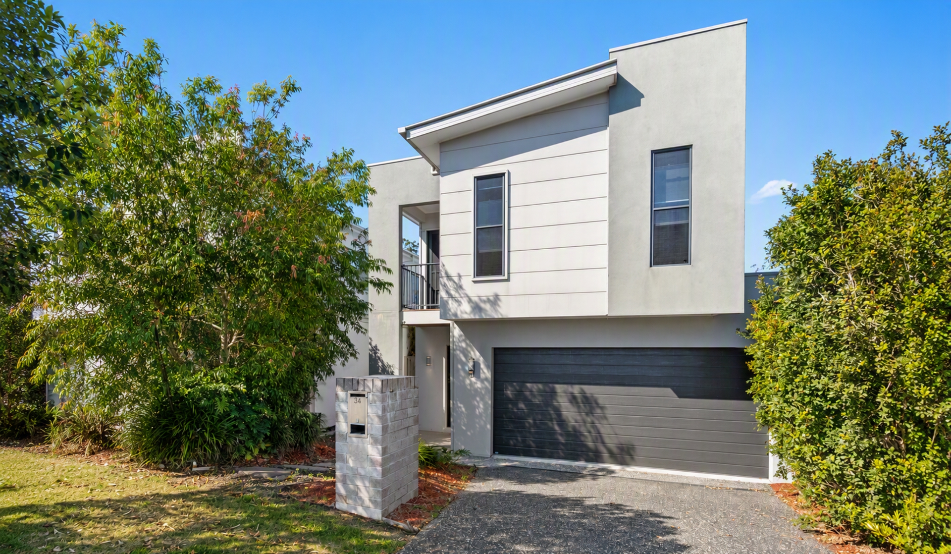34 Emilia Street — photo 10 of 12