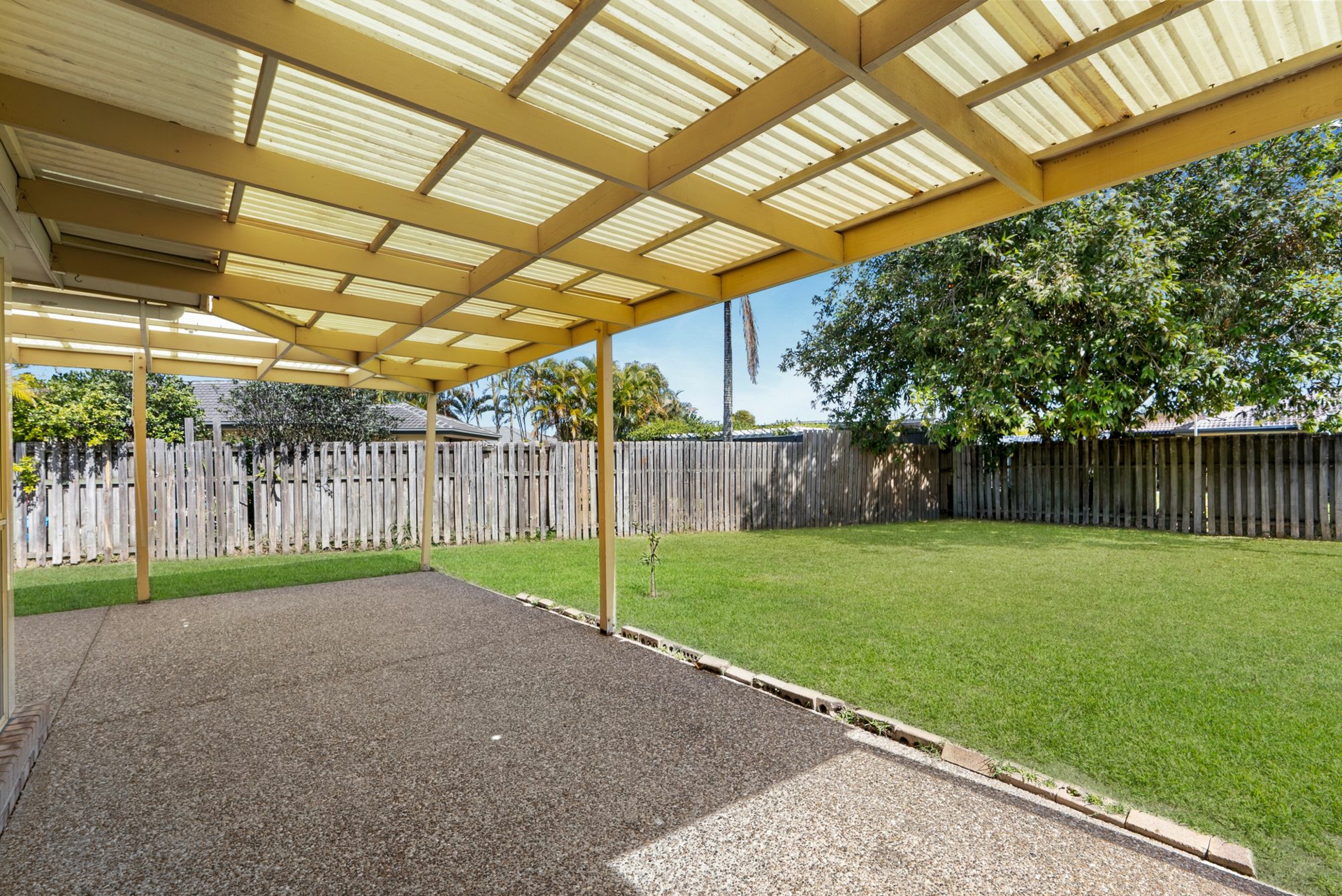 21 Saint Stephens Drive — photo 11 of 20