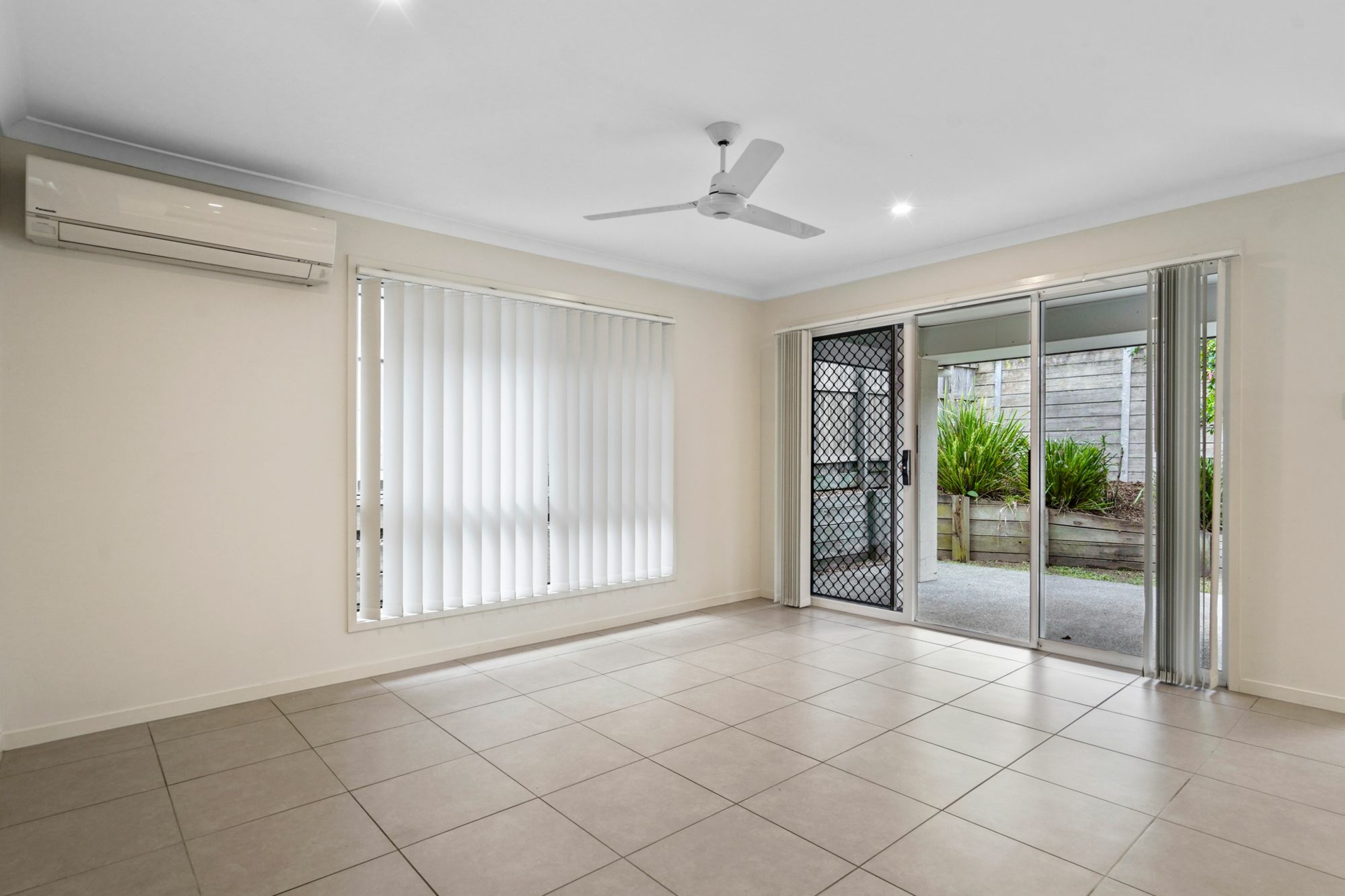 25 Angahook Crescent — photo 6 of 22