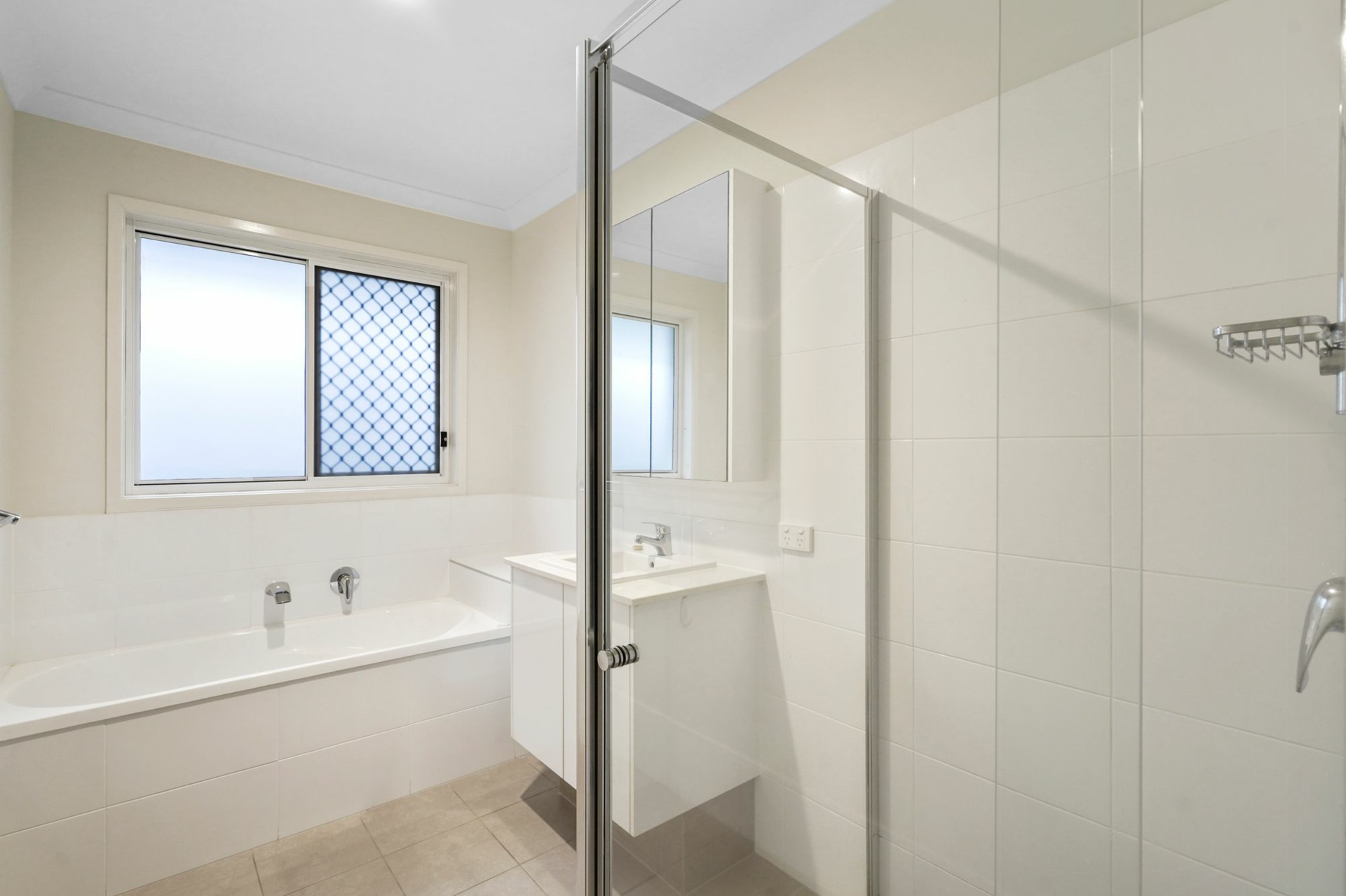 25 Angahook Crescent — photo 10 of 22