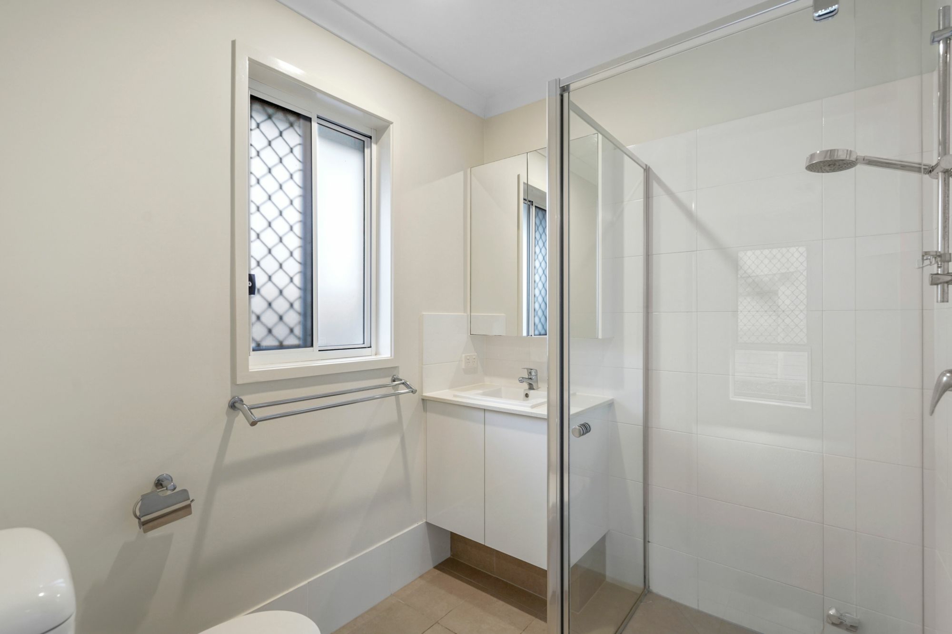 25 Angahook Crescent — photo 14 of 22