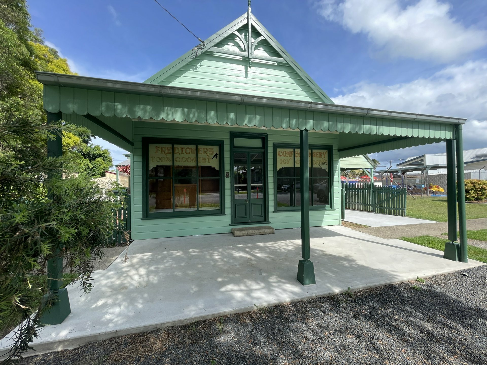 Shop 1/11 Kinchela Street — photo from LJ Hooker South West Rocks