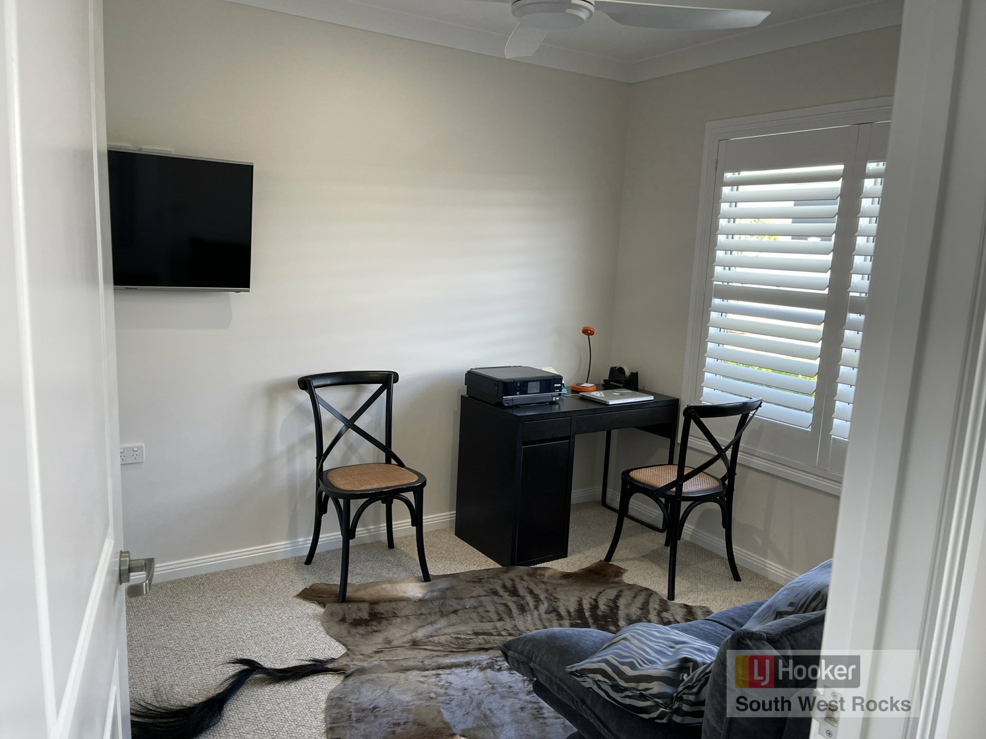 14 Oakmont Drive — photo 7 of 13