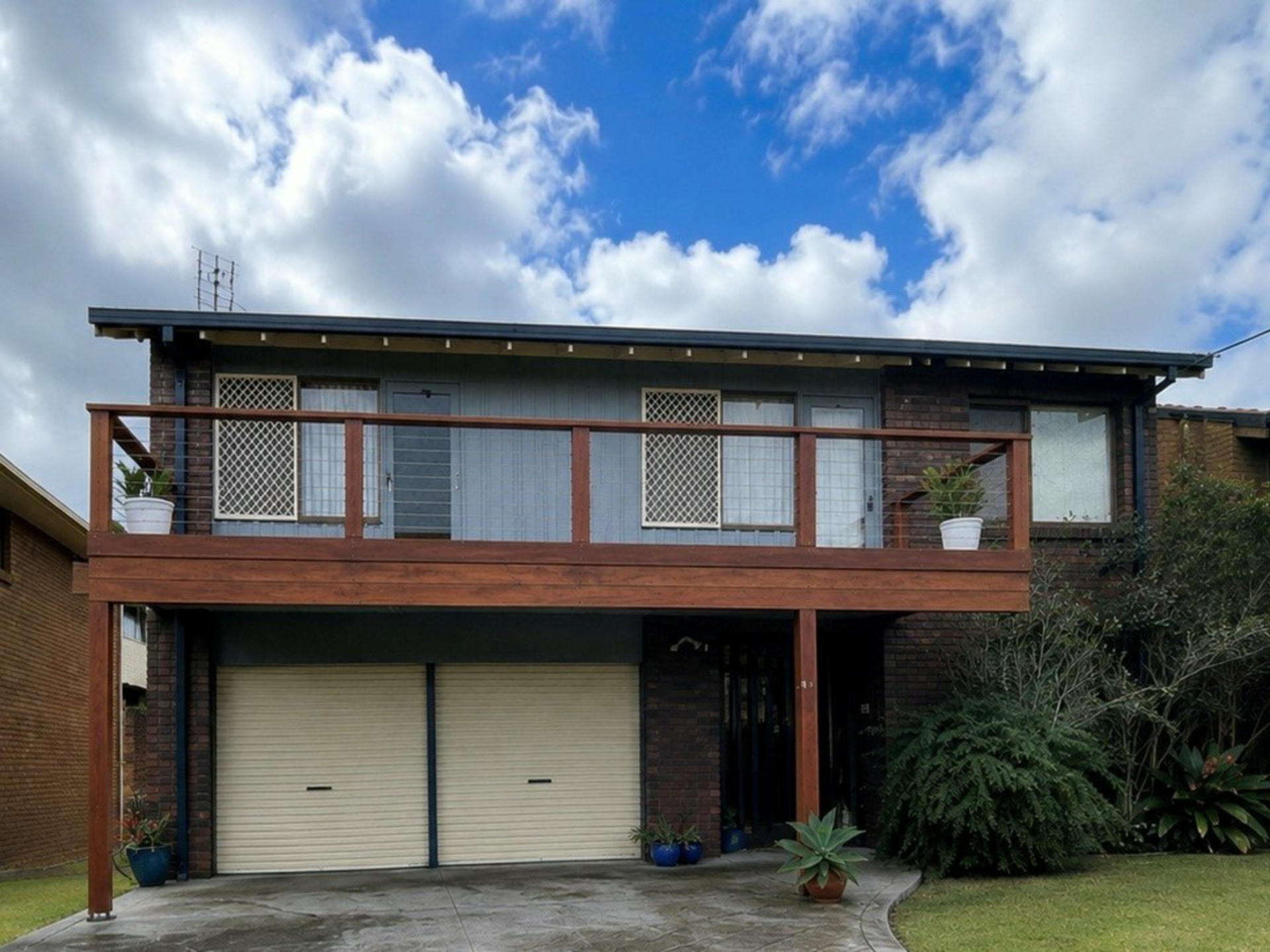 16 Emanuel Crescent — photo from LJ Hooker South West Rocks