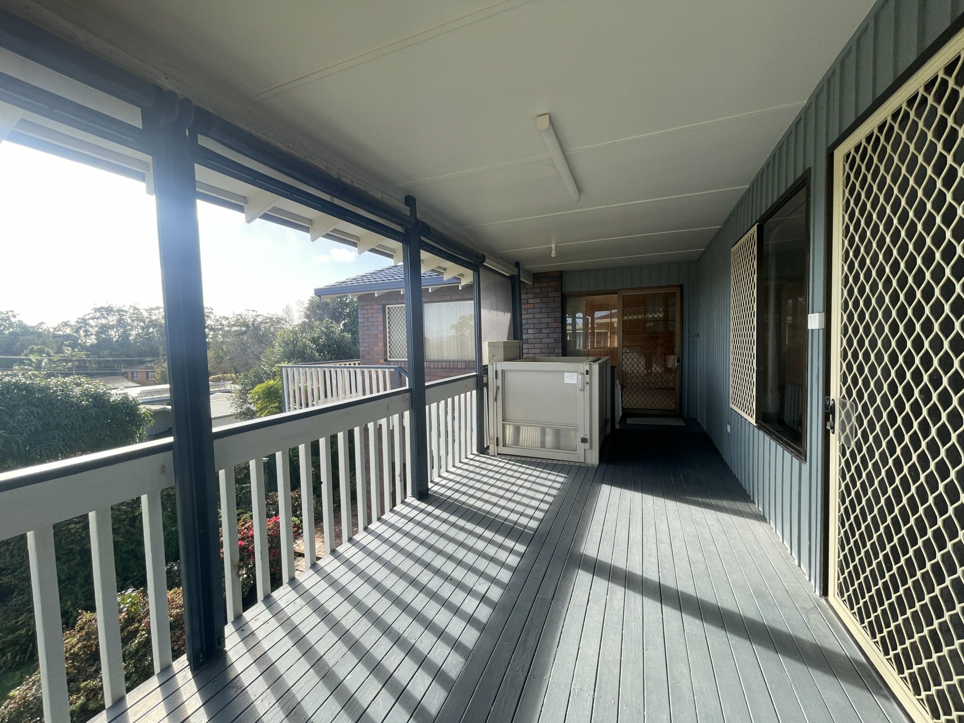 16 Emanuel Crescent — photo 7 of 24