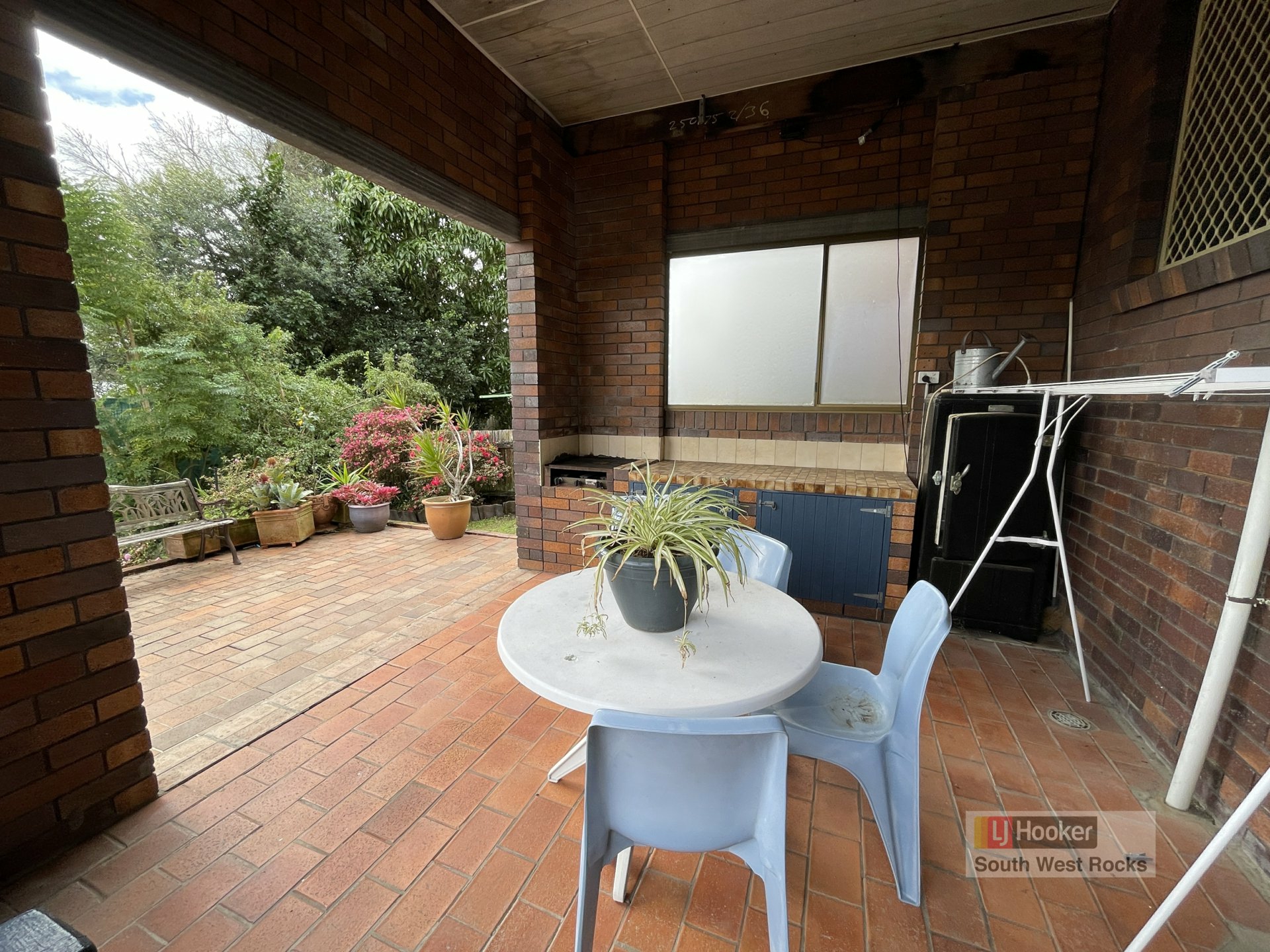16 Emanuel Crescent — photo 19 of 24