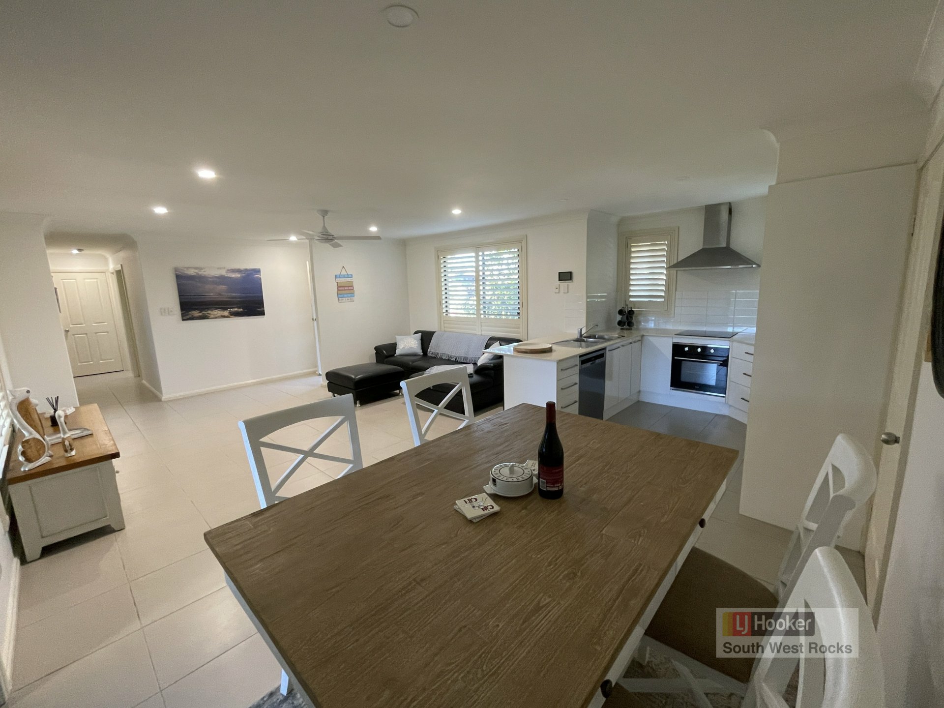 9/83 Mitchell Street — photo 3 of 16