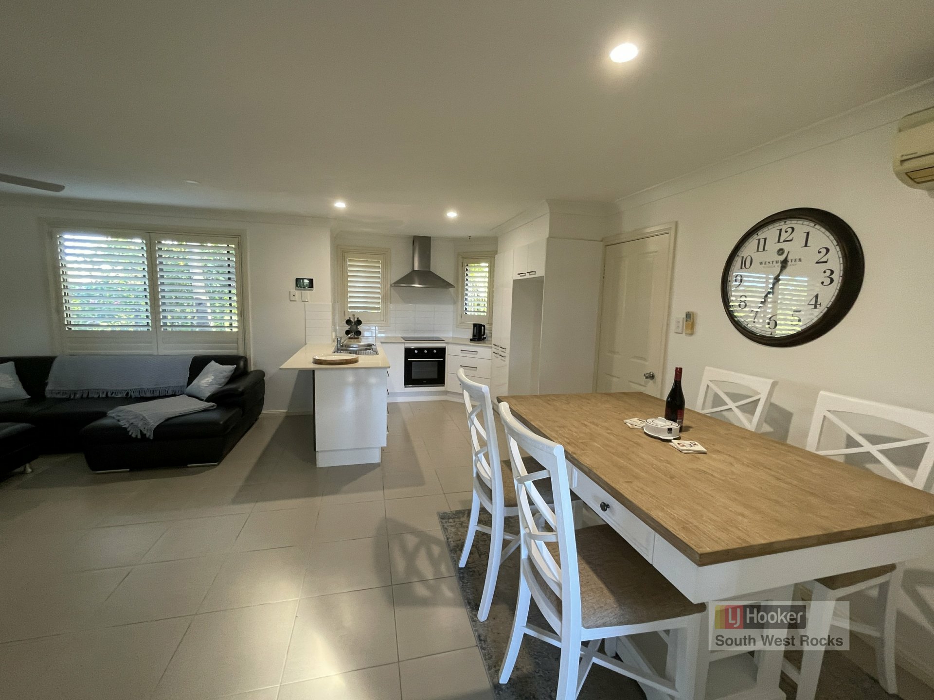 9/83 Mitchell Street — photo 4 of 16