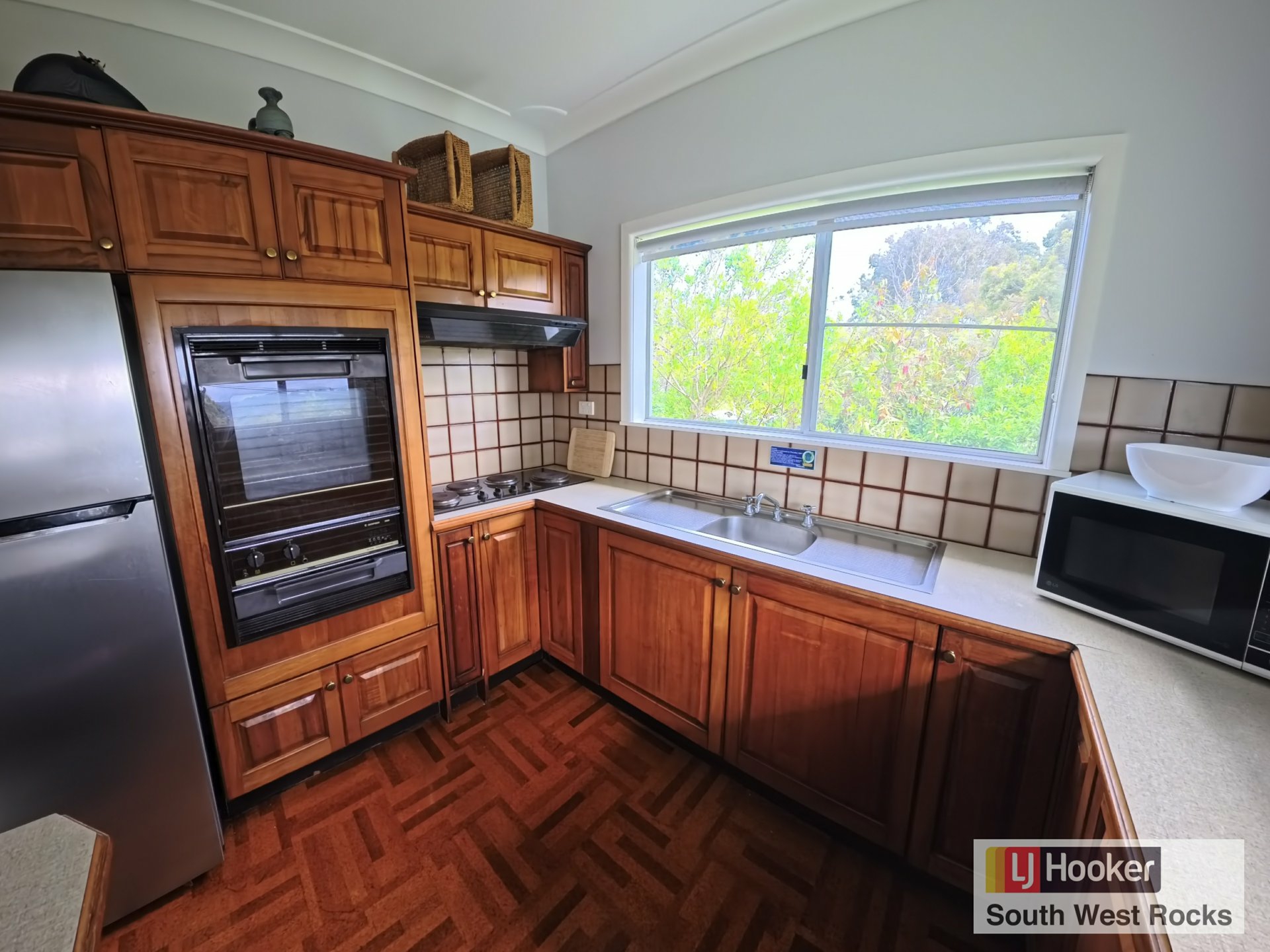 22 Seaview Street — photo 6 of 24