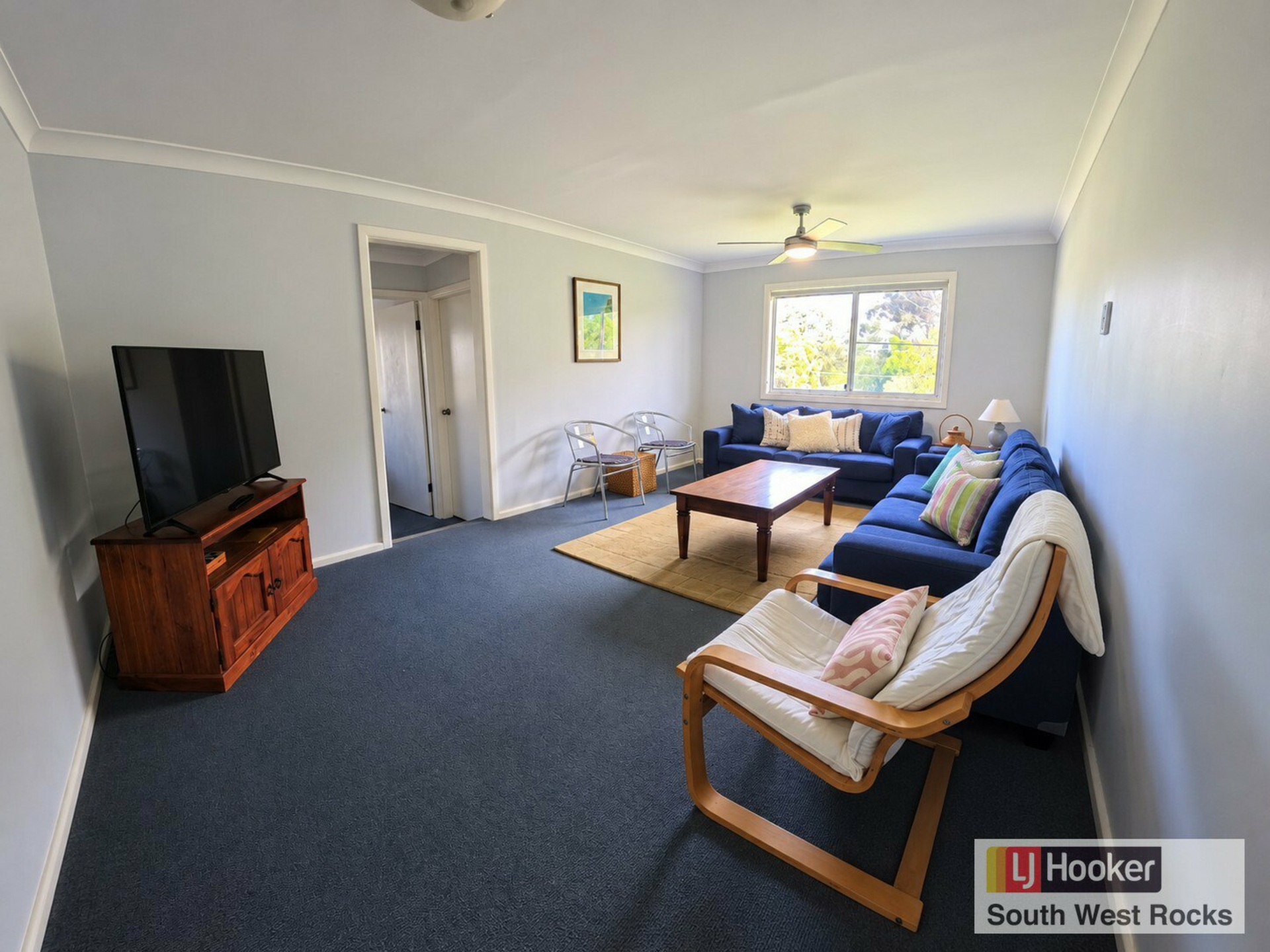 22 Seaview Street — photo 8 of 24