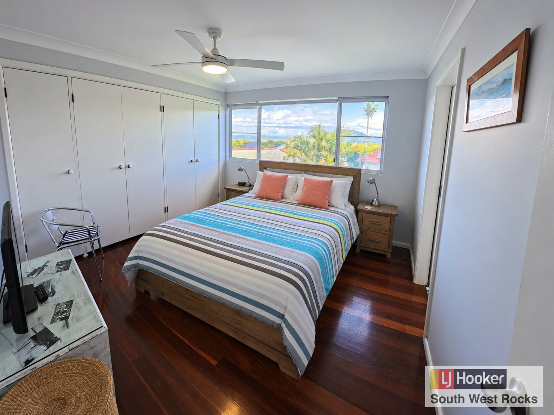 22 Seaview Street — photo 12 of 24